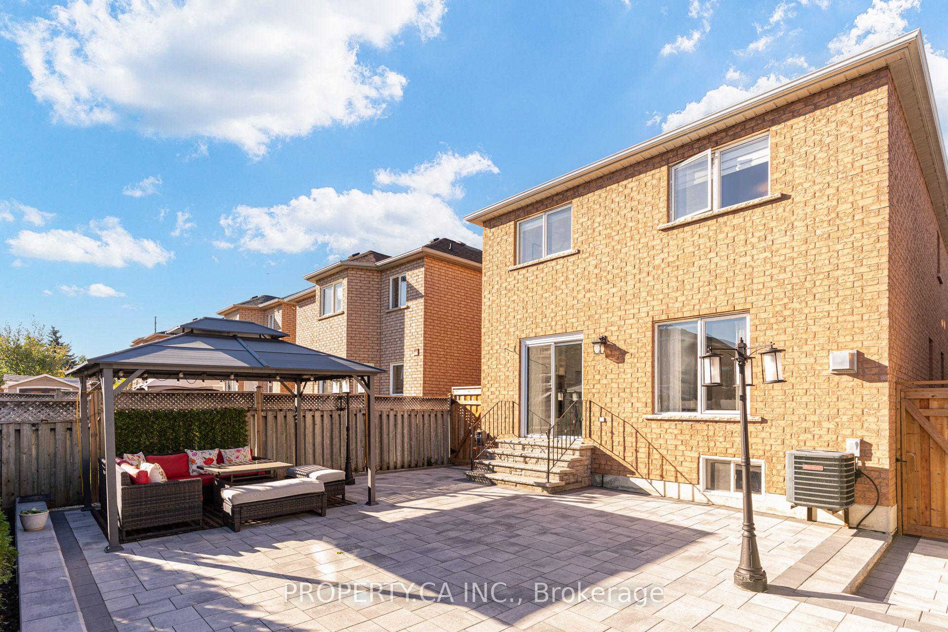 Photo 45 of 131 Giotto Crescent, Vaughan, Maple — HOMEH