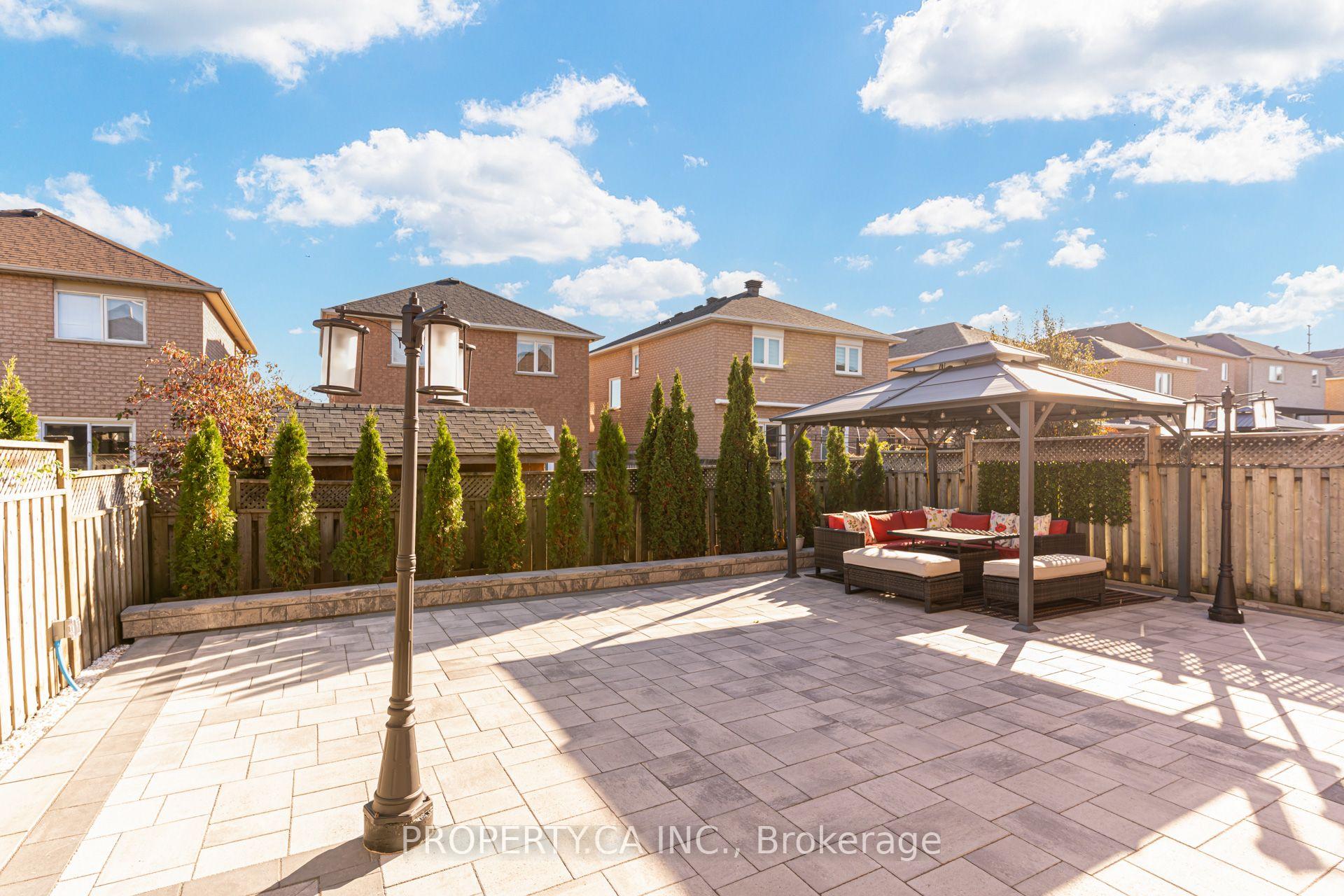 Photo 46 of 131 Giotto Crescent, Vaughan, Maple — HOMEH
