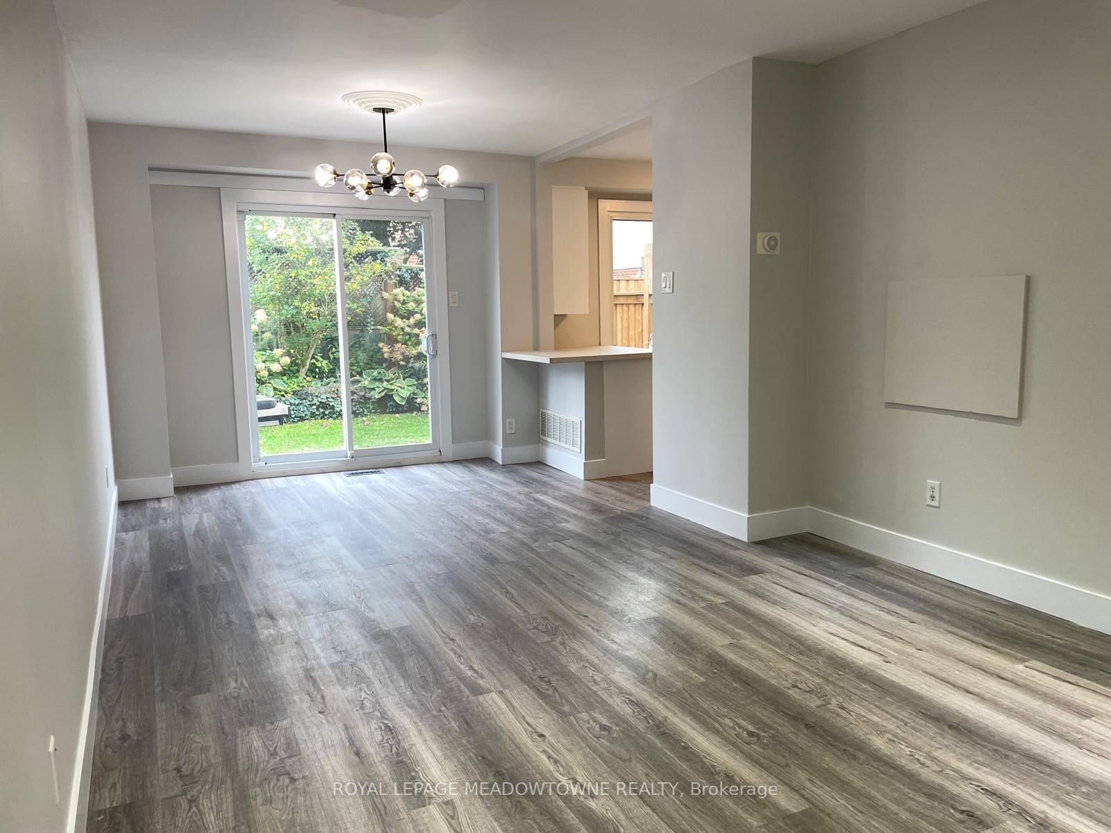 Photo 7 of 444 Vanier Drive, Milton, Bronte Meadows — HOMEH