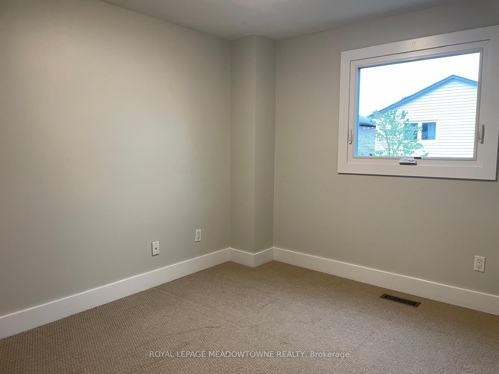 Photo 25 of 444 Vanier Drive, Milton, Bronte Meadows — HOMEH