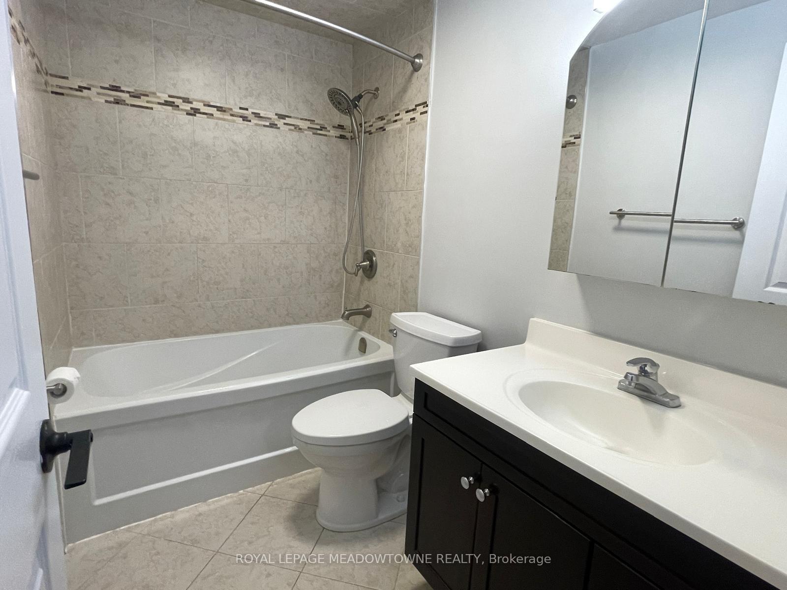 Photo 26 of 444 Vanier Drive, Milton, Bronte Meadows — HOMEH