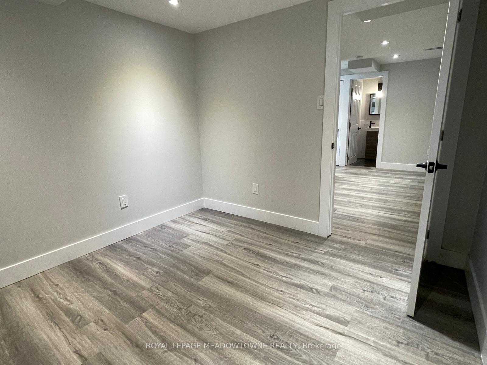 Photo 33 of 444 Vanier Drive, Milton, Bronte Meadows — HOMEH