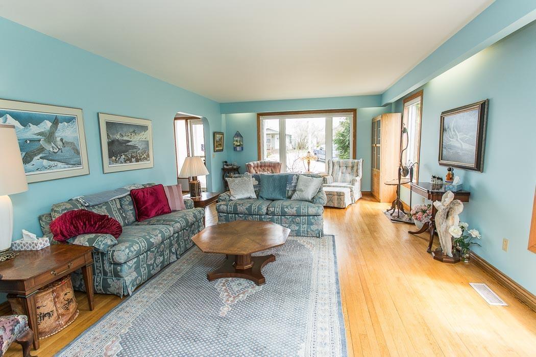 Photo 2 of 1173 Richards Street, St. Joseph — HOMEH