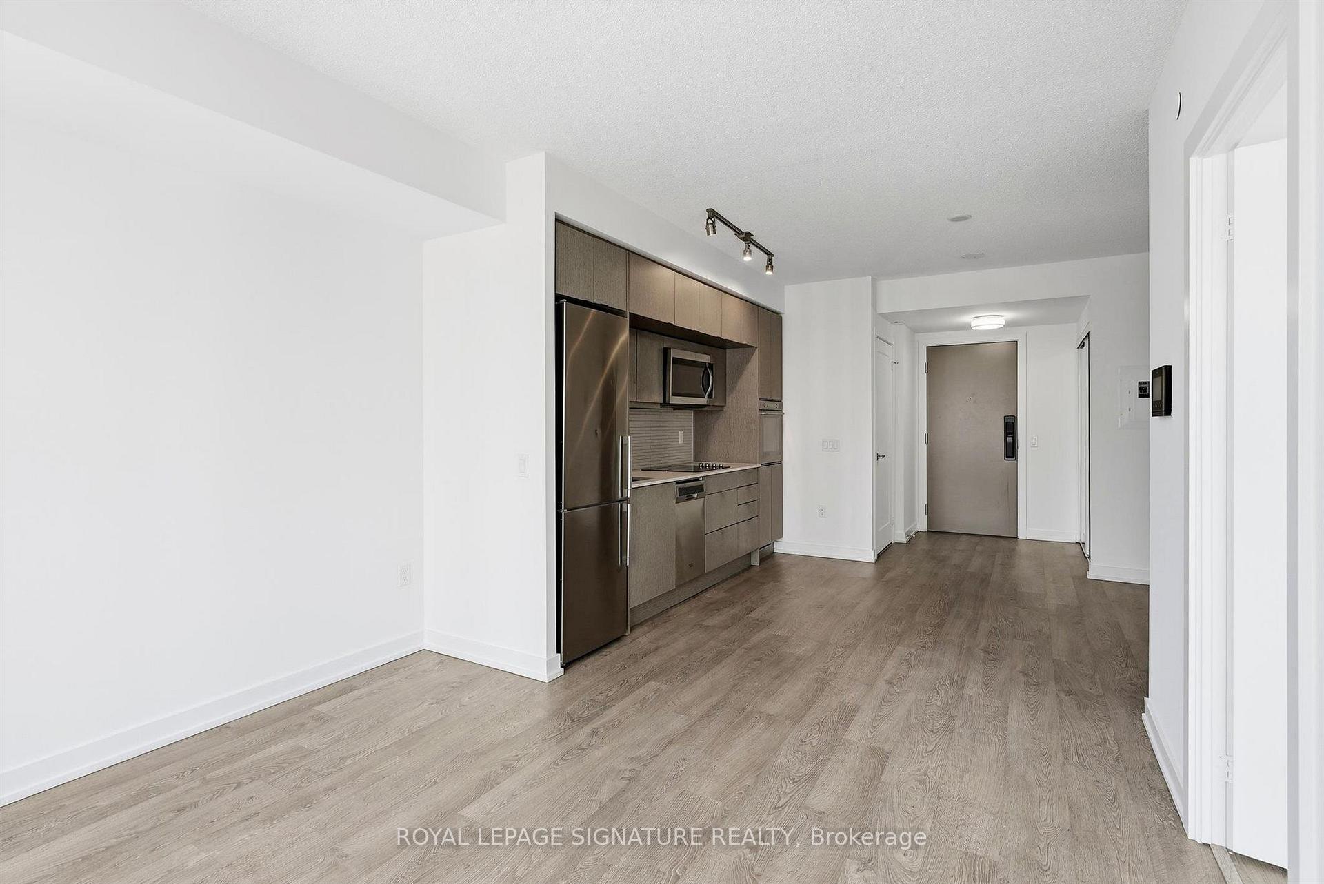 Photo 5 of Unit 2004, 10 York Street, Toronto, Waterfront Communities — HOMEH