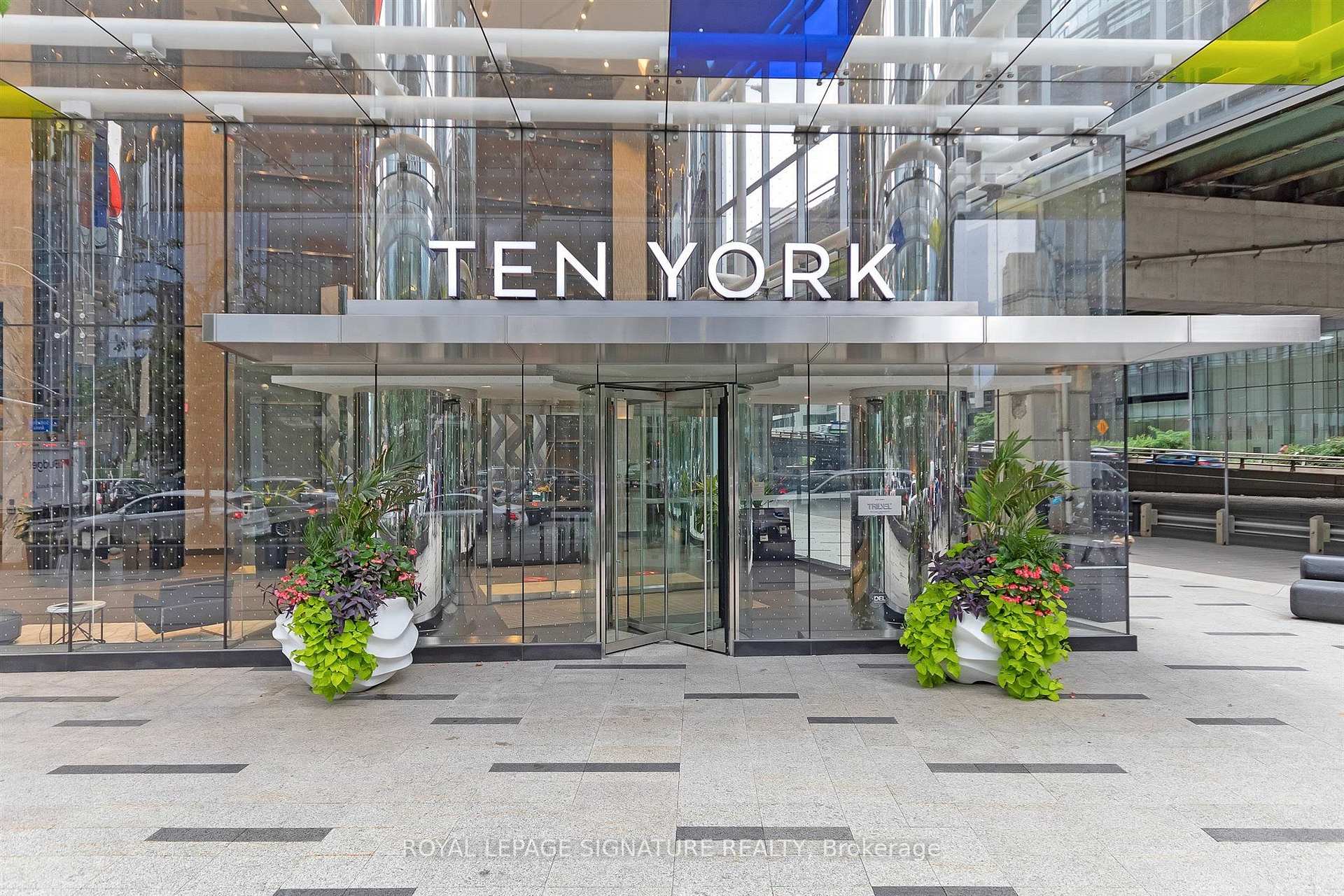 Photo 21 of Unit 2004, 10 York Street, Toronto, Waterfront Communities — HOMEH