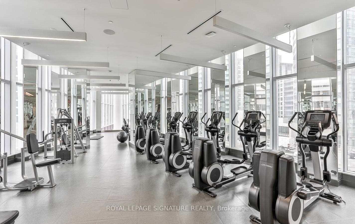 Photo 28 of Unit 2004, 10 York Street, Toronto, Waterfront Communities — HOMEH