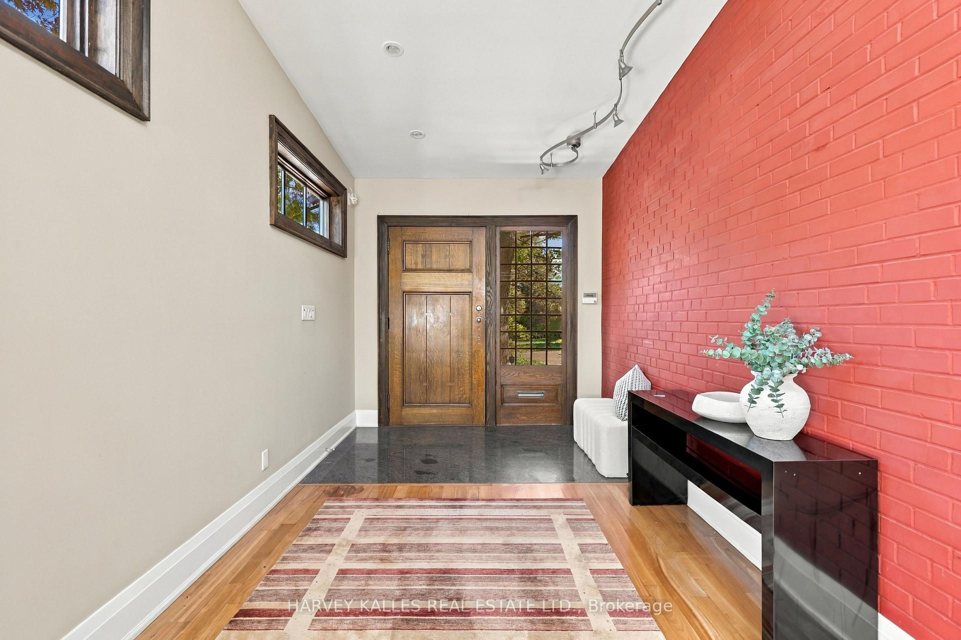 Photo 5 of 41 Hurlingham Crescent, North York, Banbury-Don Mills — HOMEH