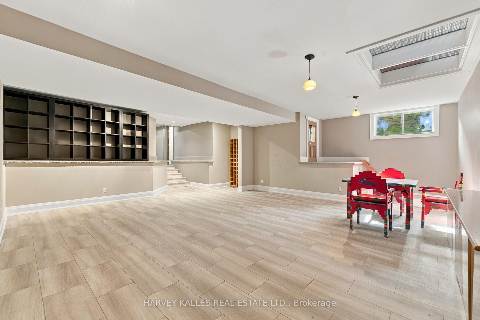 Photo 40 of 41 Hurlingham Crescent, North York, Banbury-Don Mills — HOMEH