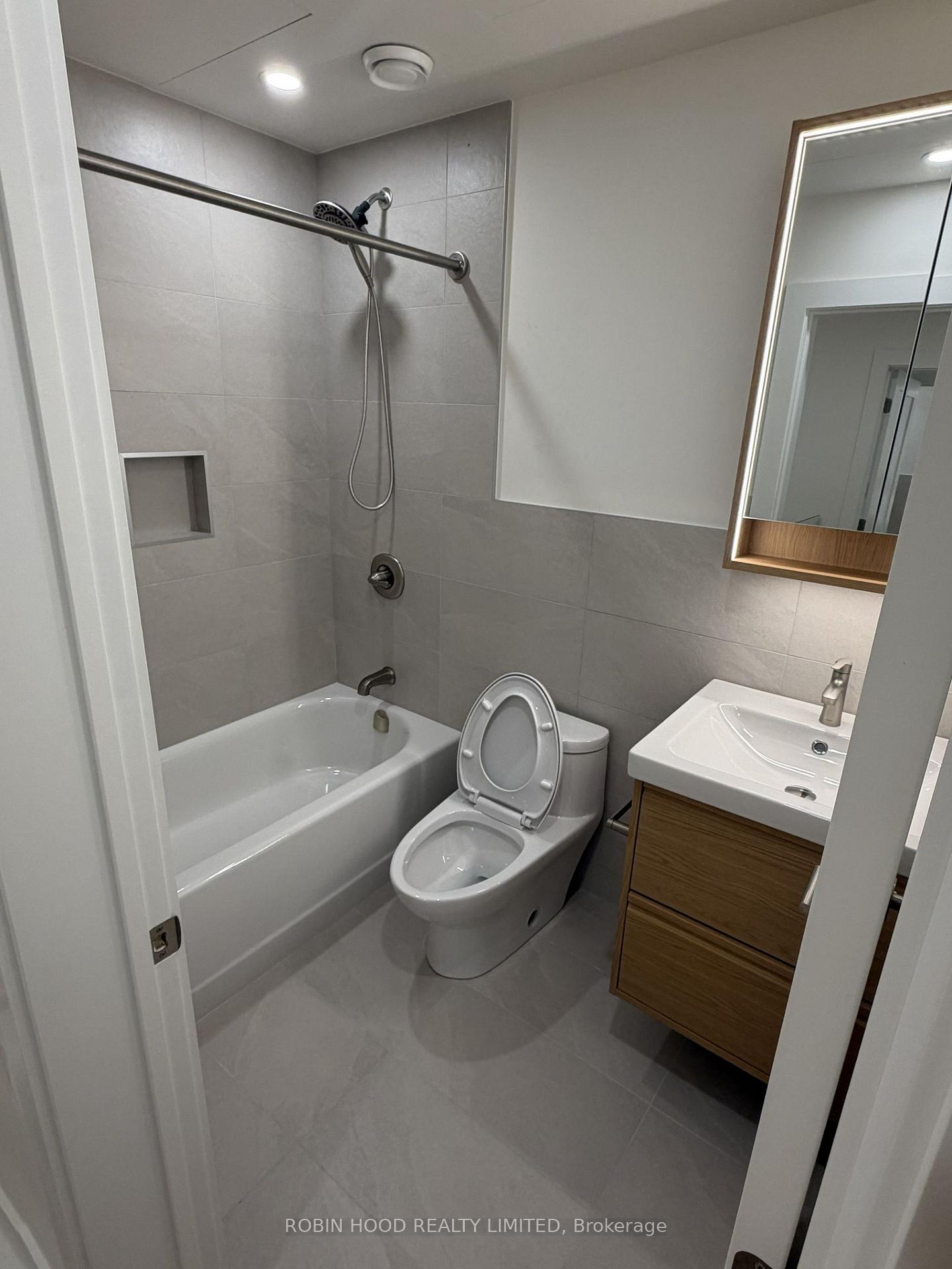 Photo 18 of Unit 2, 247 Pacific Avenue, Toronto, High Park North — HOMEH