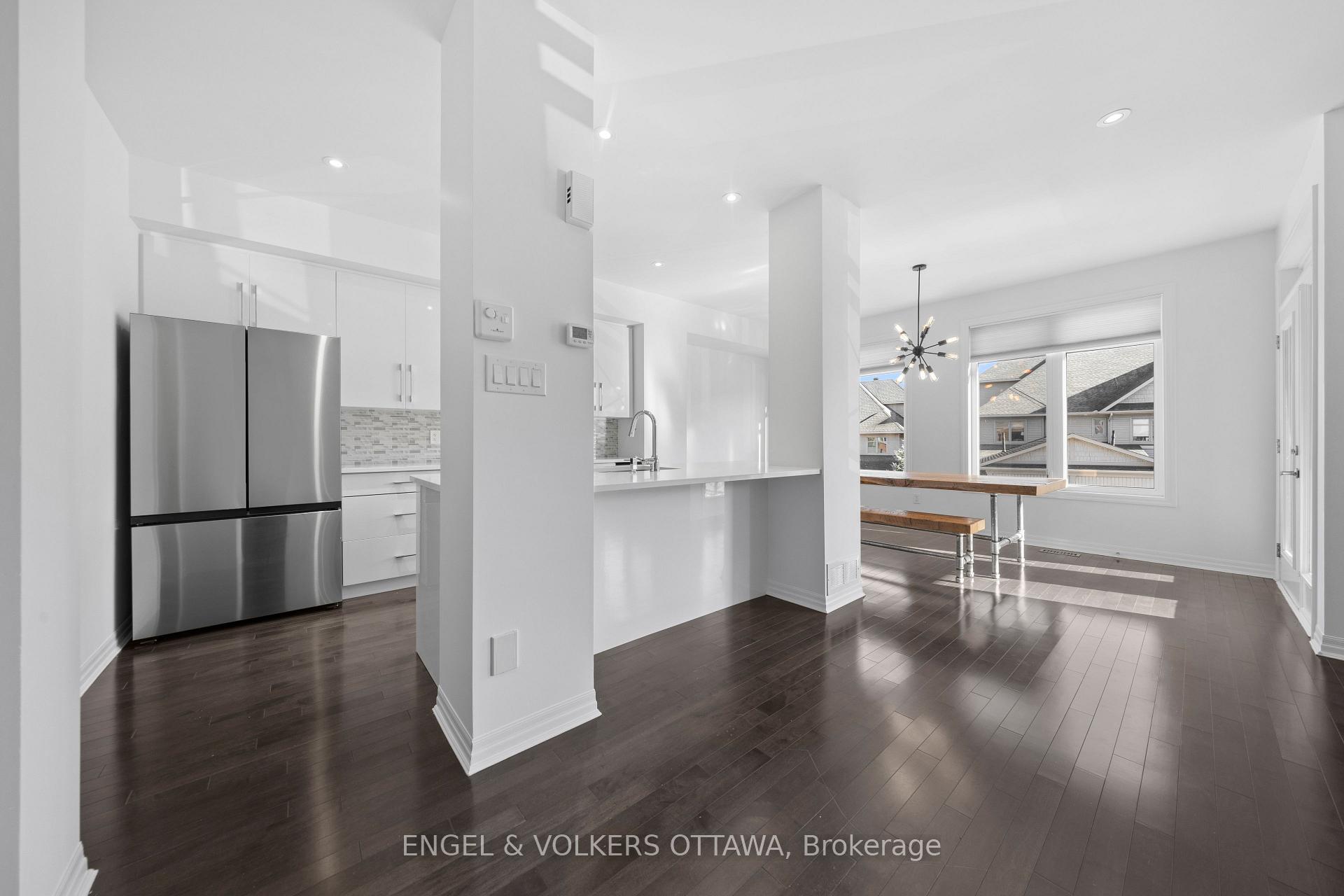 Photo 15 of 34 Aveia Private, Ottawa, Springridge/East Village — HOMEH