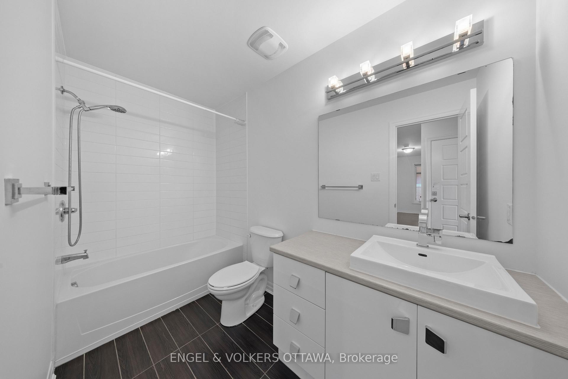 Photo 25 of 34 Aveia Private, Ottawa, Springridge/East Village — HOMEH