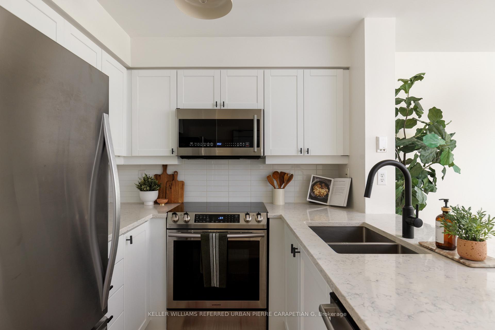 Photo 19 of Unit 402, 188 Redpath Avenue, Toronto, Mount Pleasant West — HOMEH