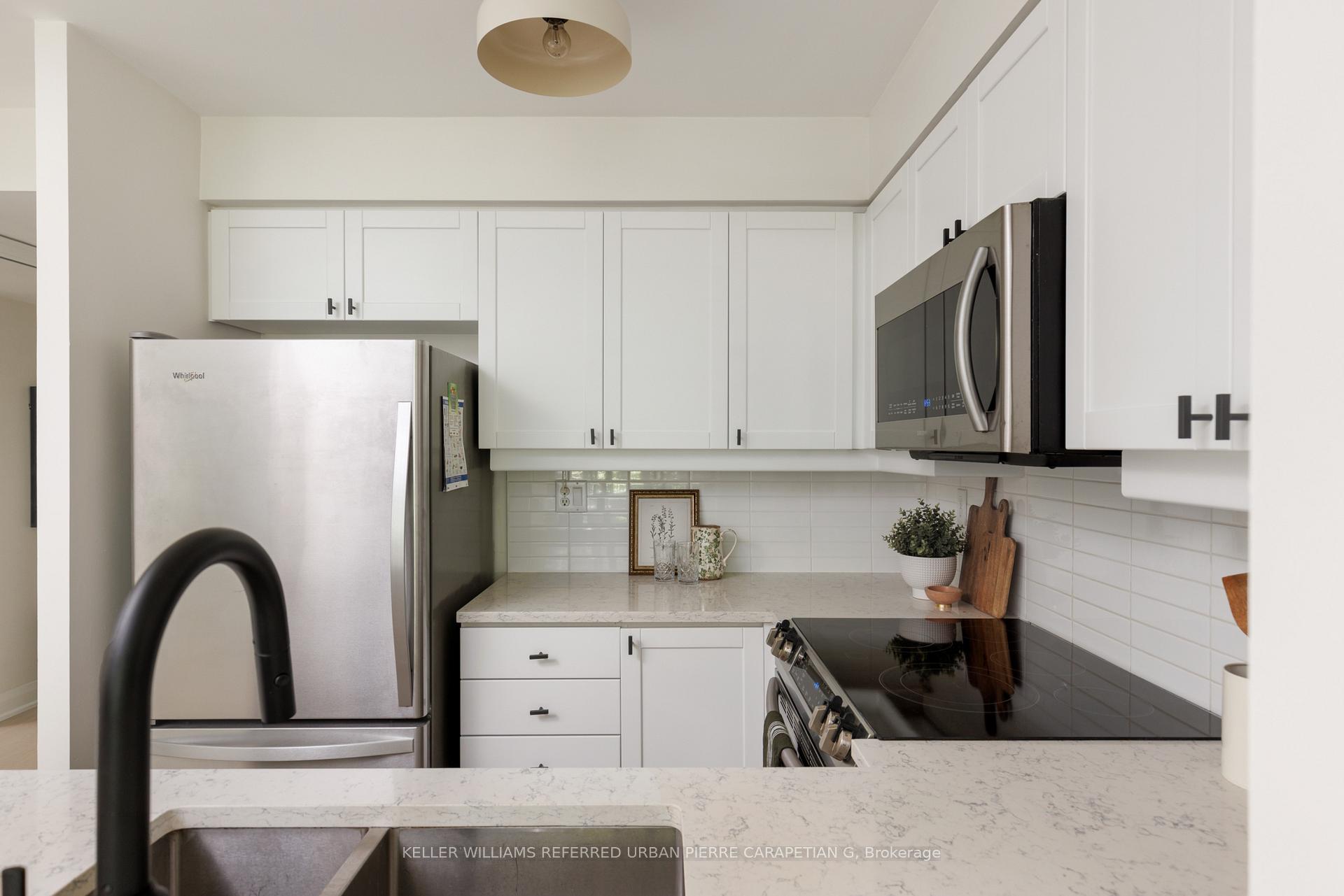 Photo 20 of Unit 402, 188 Redpath Avenue, Toronto, Mount Pleasant West — HOMEH
