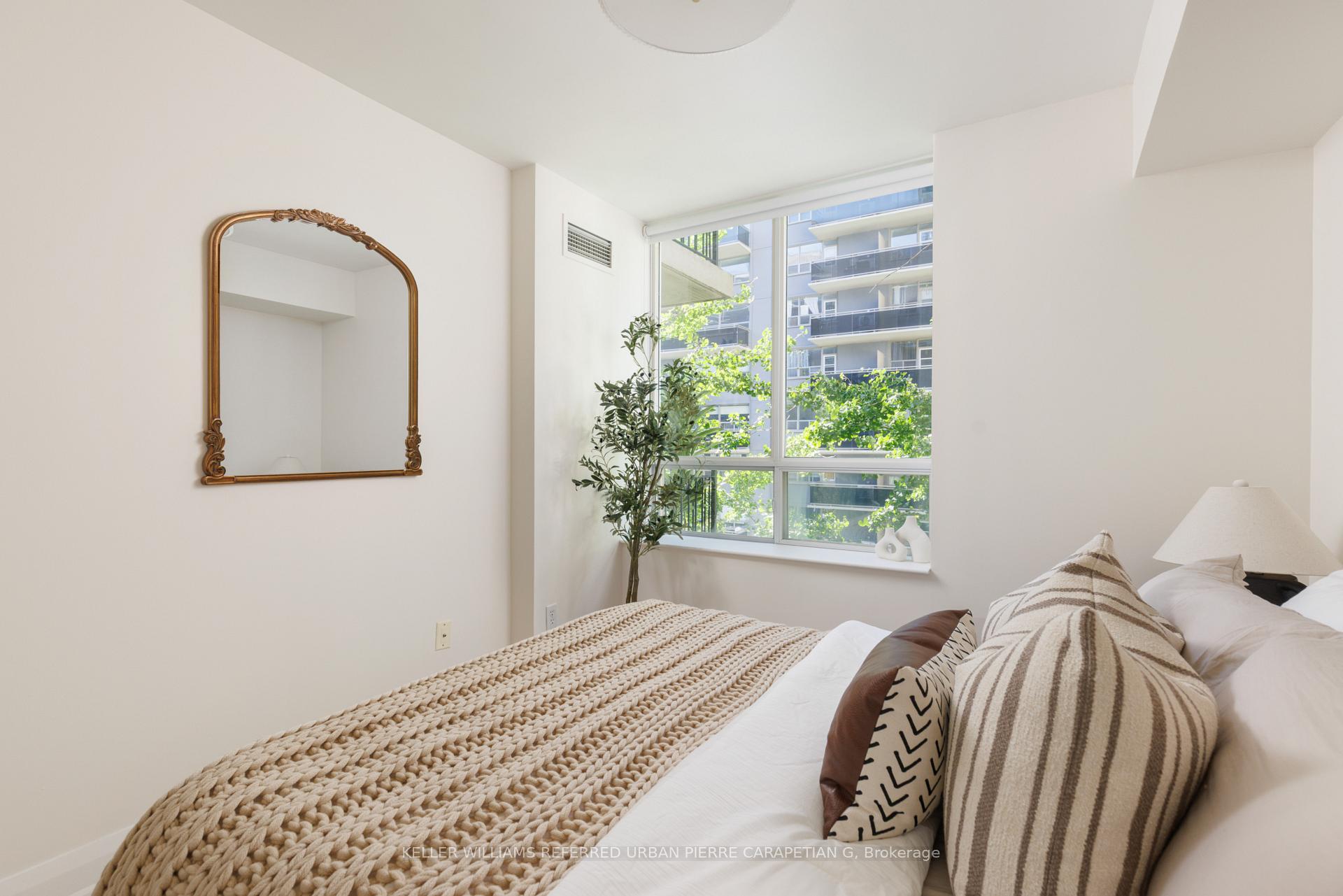 Photo 23 of Unit 402, 188 Redpath Avenue, Toronto, Mount Pleasant West — HOMEH