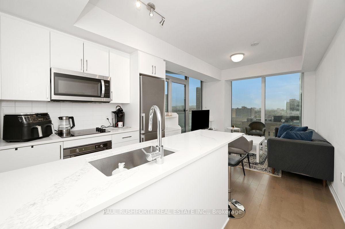 Photo 14 of Unit 1401, 805 Carling Avenue, Ottawa, West Centre Town — HOMEH