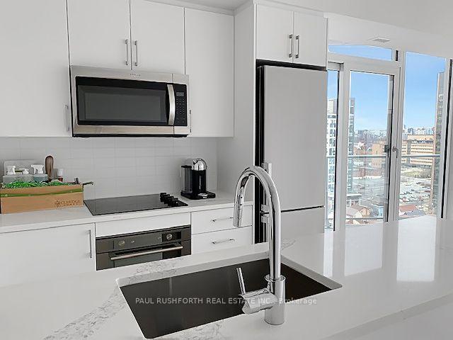 Photo 16 of Unit 1401, 805 Carling Avenue, Ottawa, West Centre Town — HOMEH