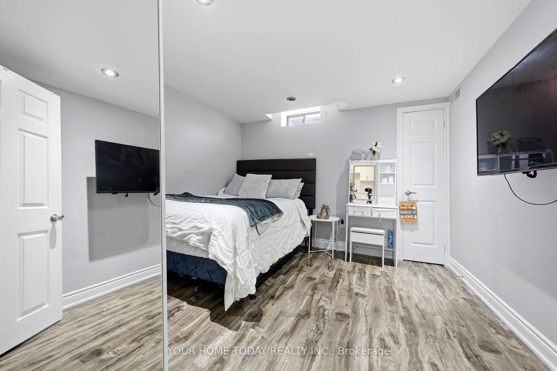 Photo 31 of 33 Preston Street, Halton Hills, Georgetown — HOMEH