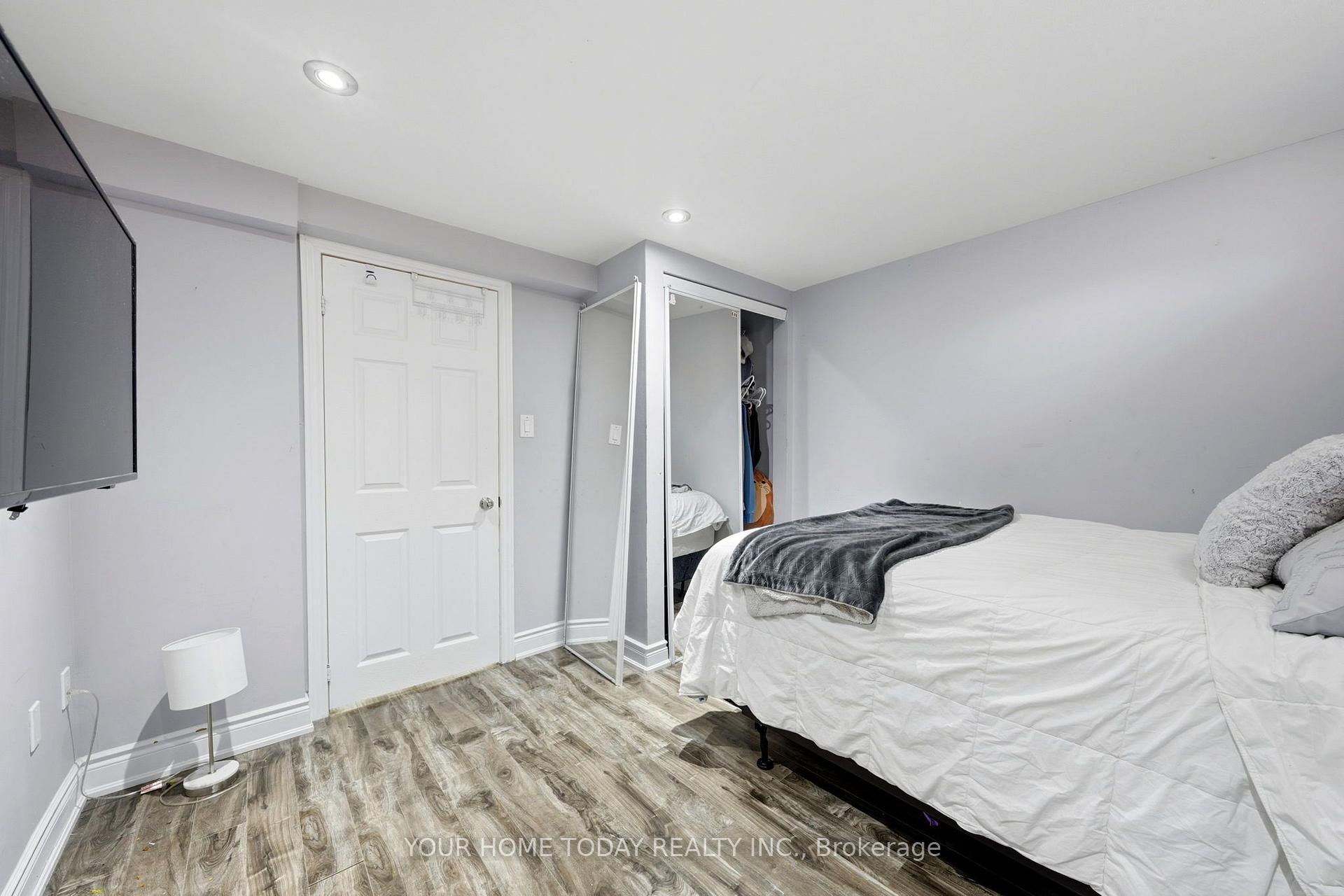 Photo 32 of 33 Preston Street, Halton Hills, Georgetown — HOMEH