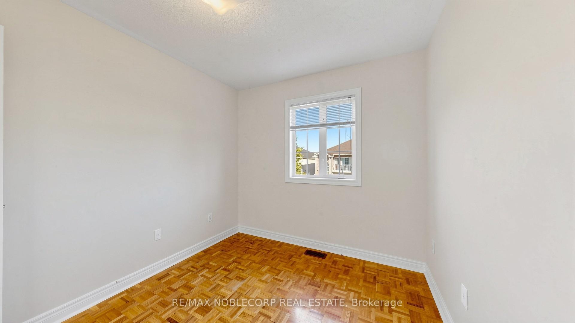 Photo 36 of 48 Ed Quigg Way, Vaughan, Sonoma Heights — HOMEH