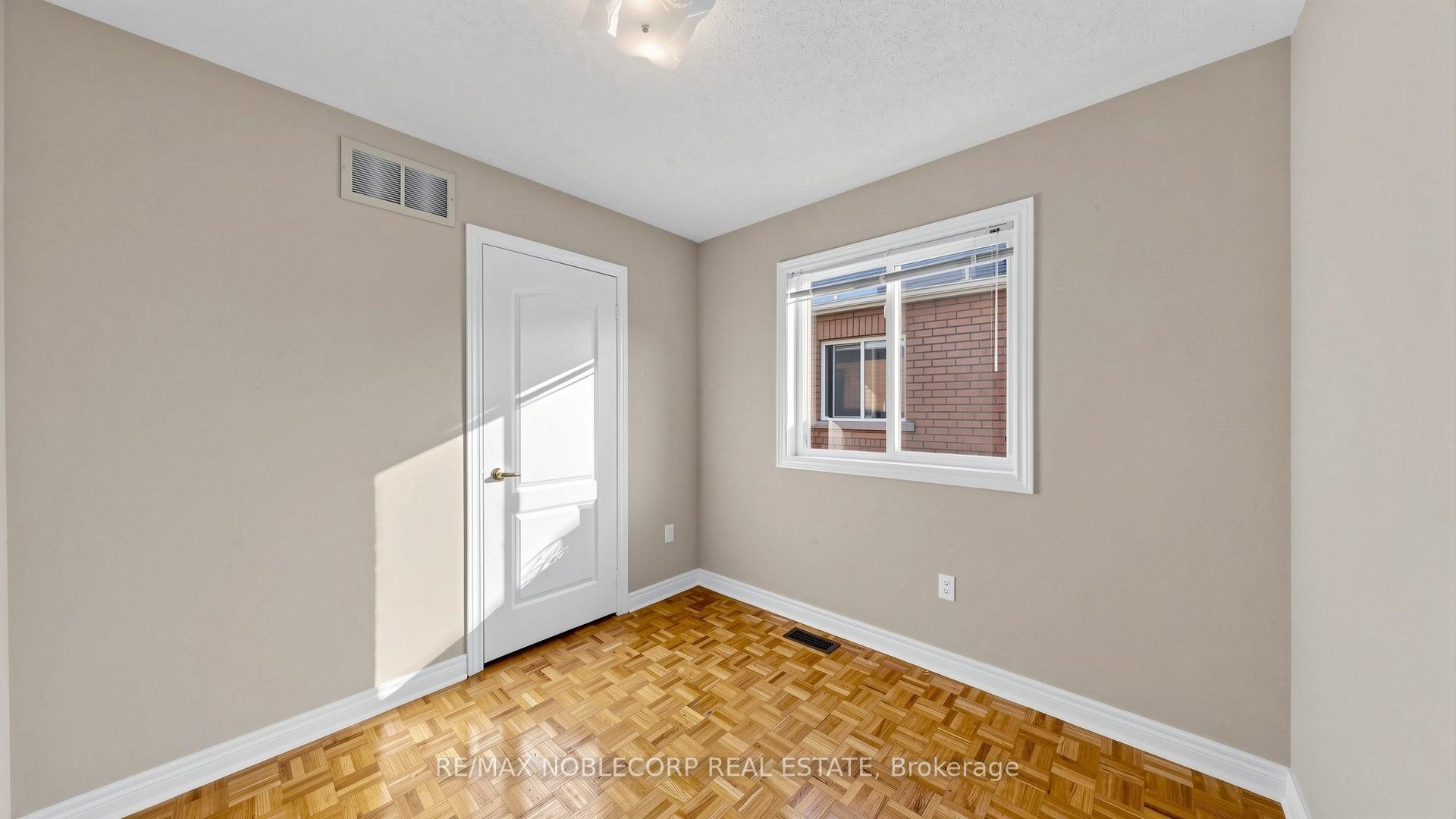 Photo 39 of 48 Ed Quigg Way, Vaughan, Sonoma Heights — HOMEH