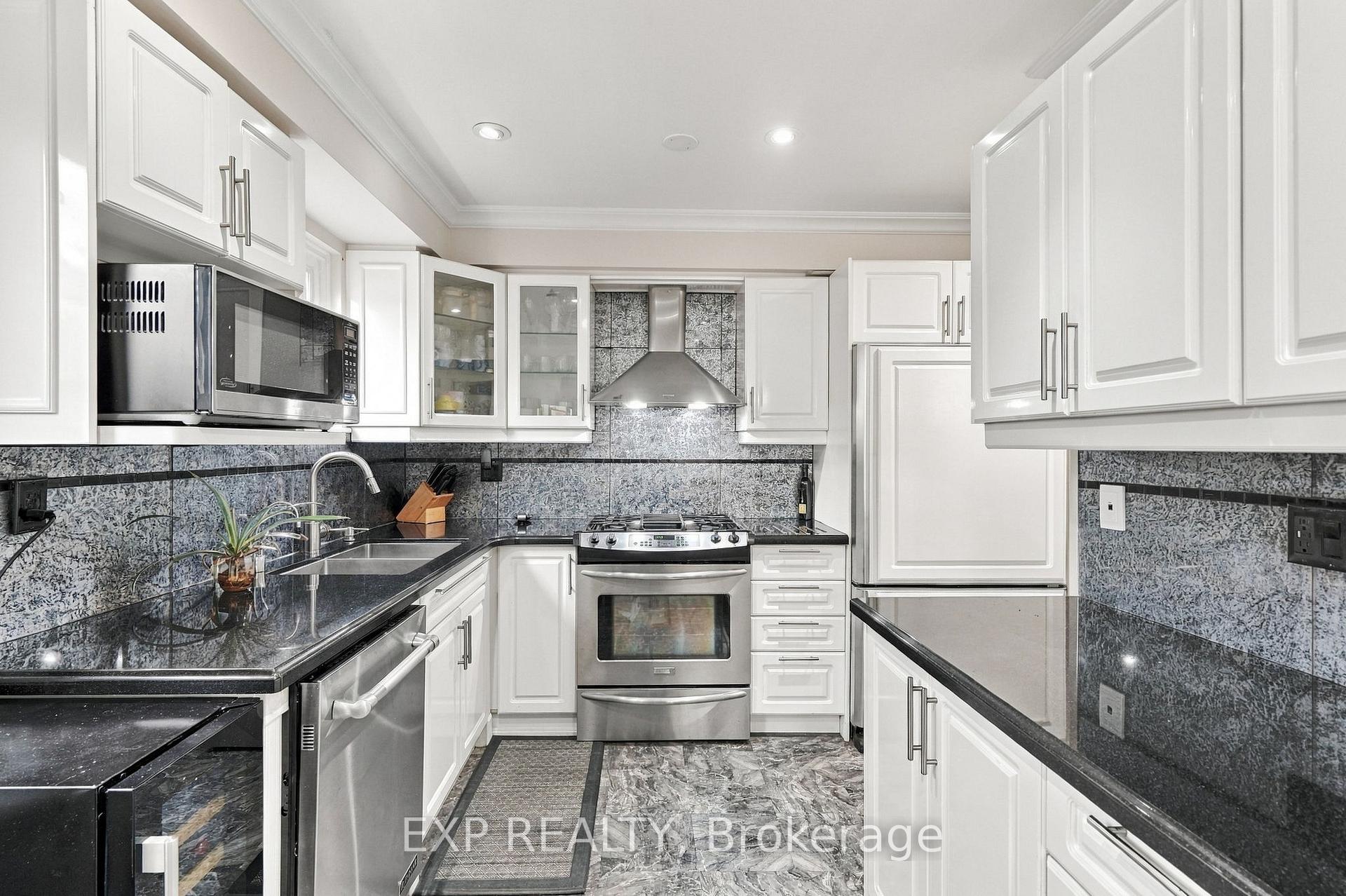 Photo 3 of 88 Valdor Drive, Scarborough, Agincourt North — HOMEH