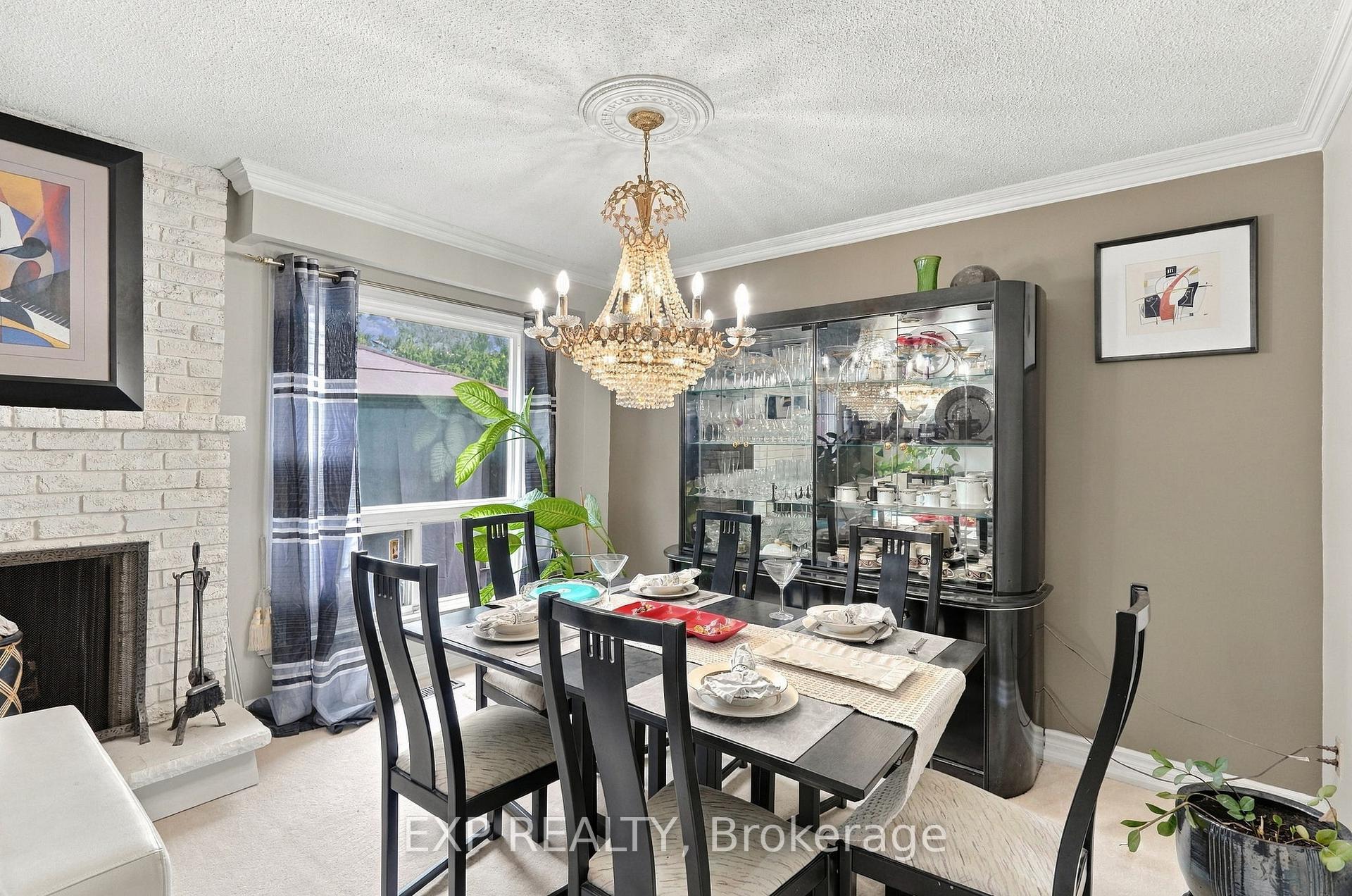Photo 4 of 88 Valdor Drive, Scarborough, Agincourt North — HOMEH