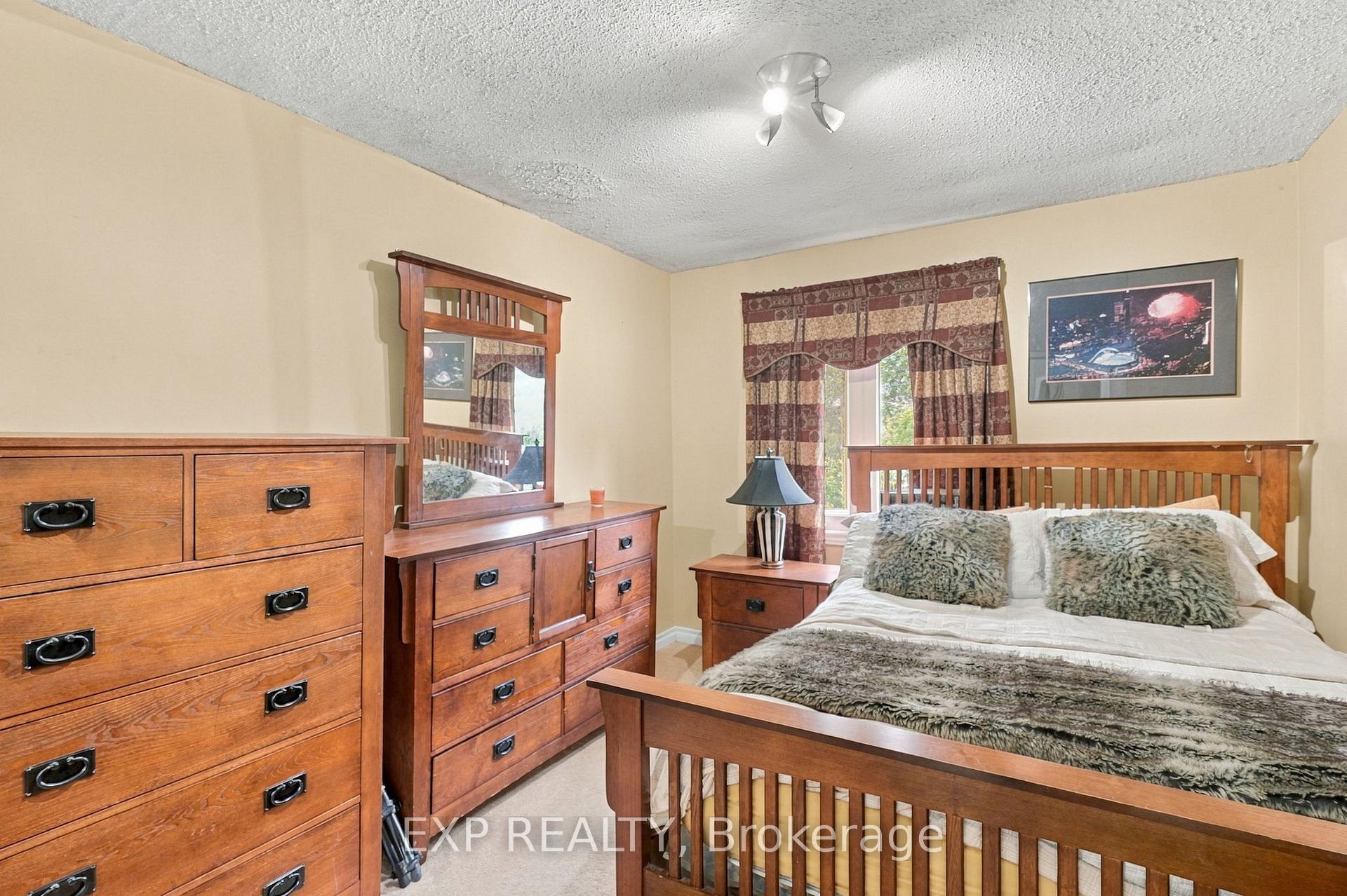 Photo 15 of 88 Valdor Drive, Scarborough, Agincourt North — HOMEH