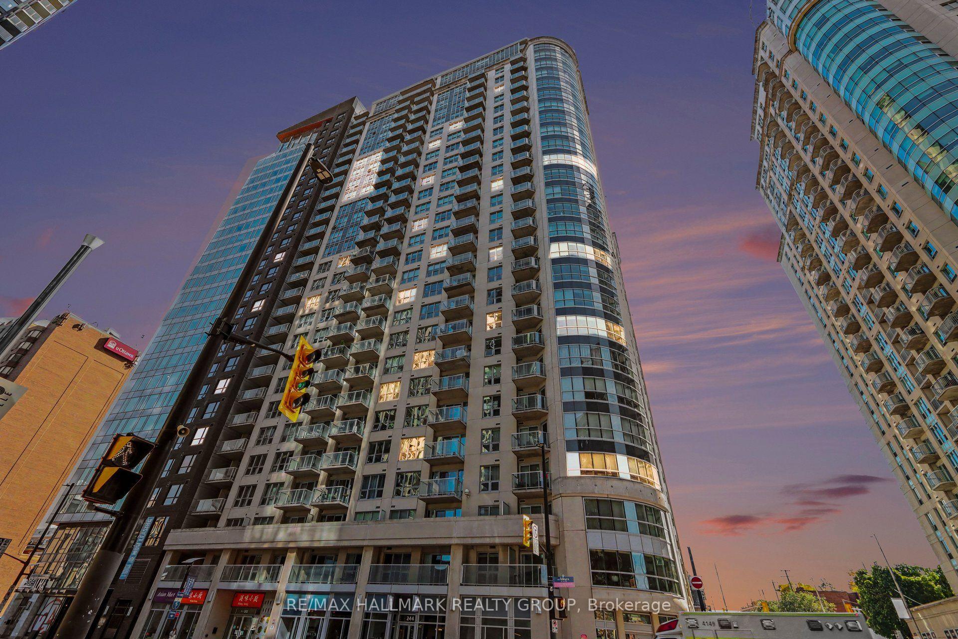 Photo of Unit 201, 242 Rideau Street