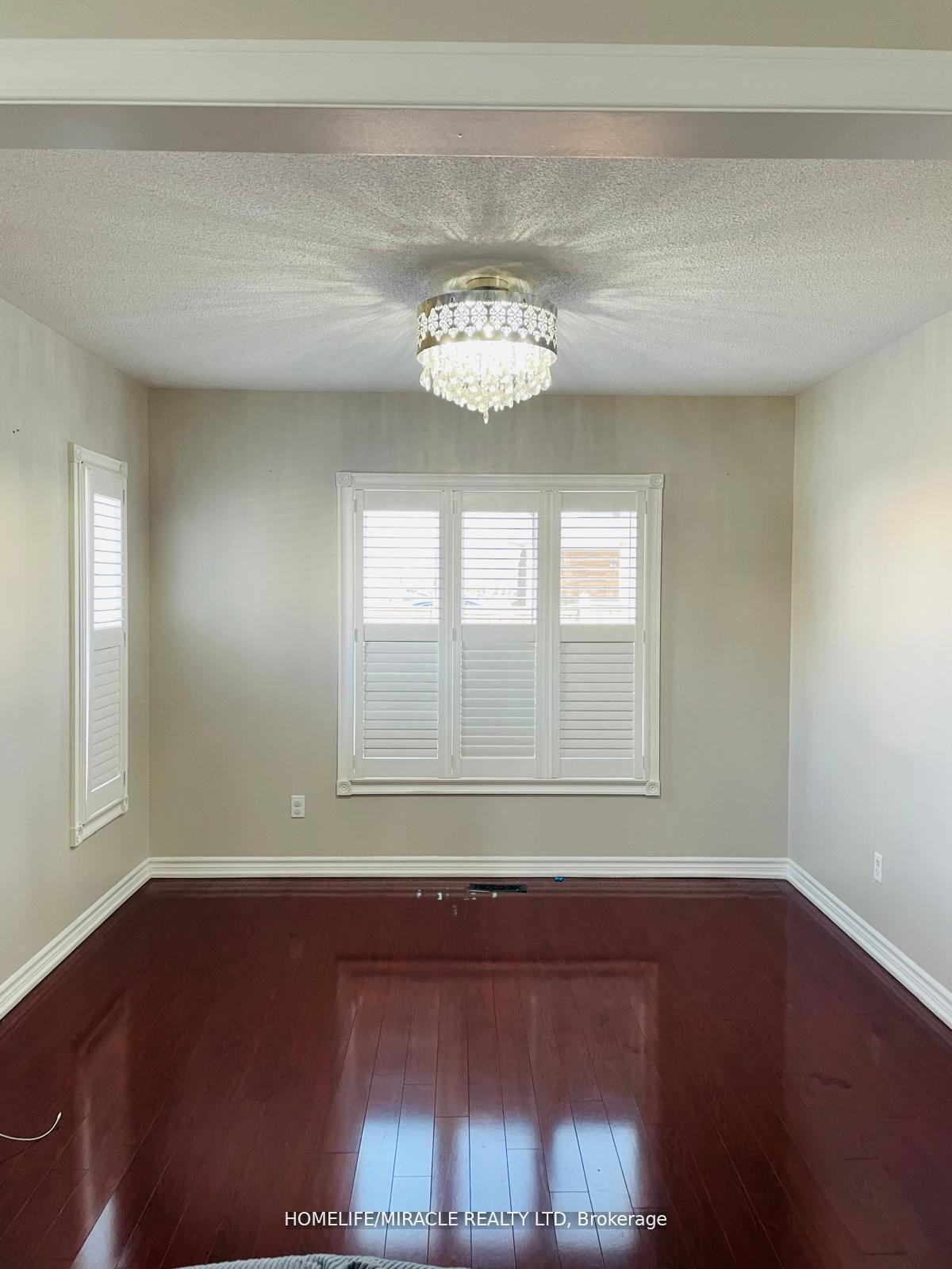 Photo 6 of Unit (Upper portion), 80 Loons Call Crescent, Brampton, Sandringham-Wellington — HOMEH