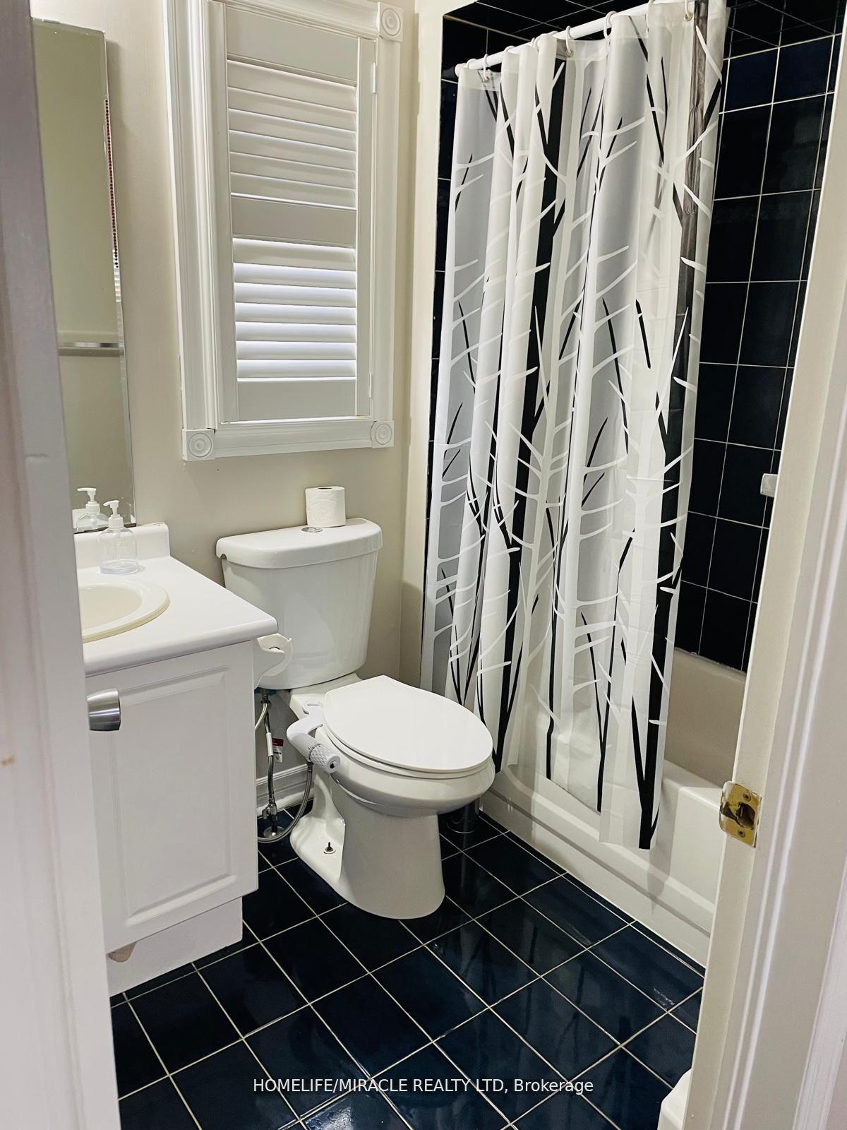 Photo 8 of Unit (Upper portion), 80 Loons Call Crescent, Brampton, Sandringham-Wellington — HOMEH