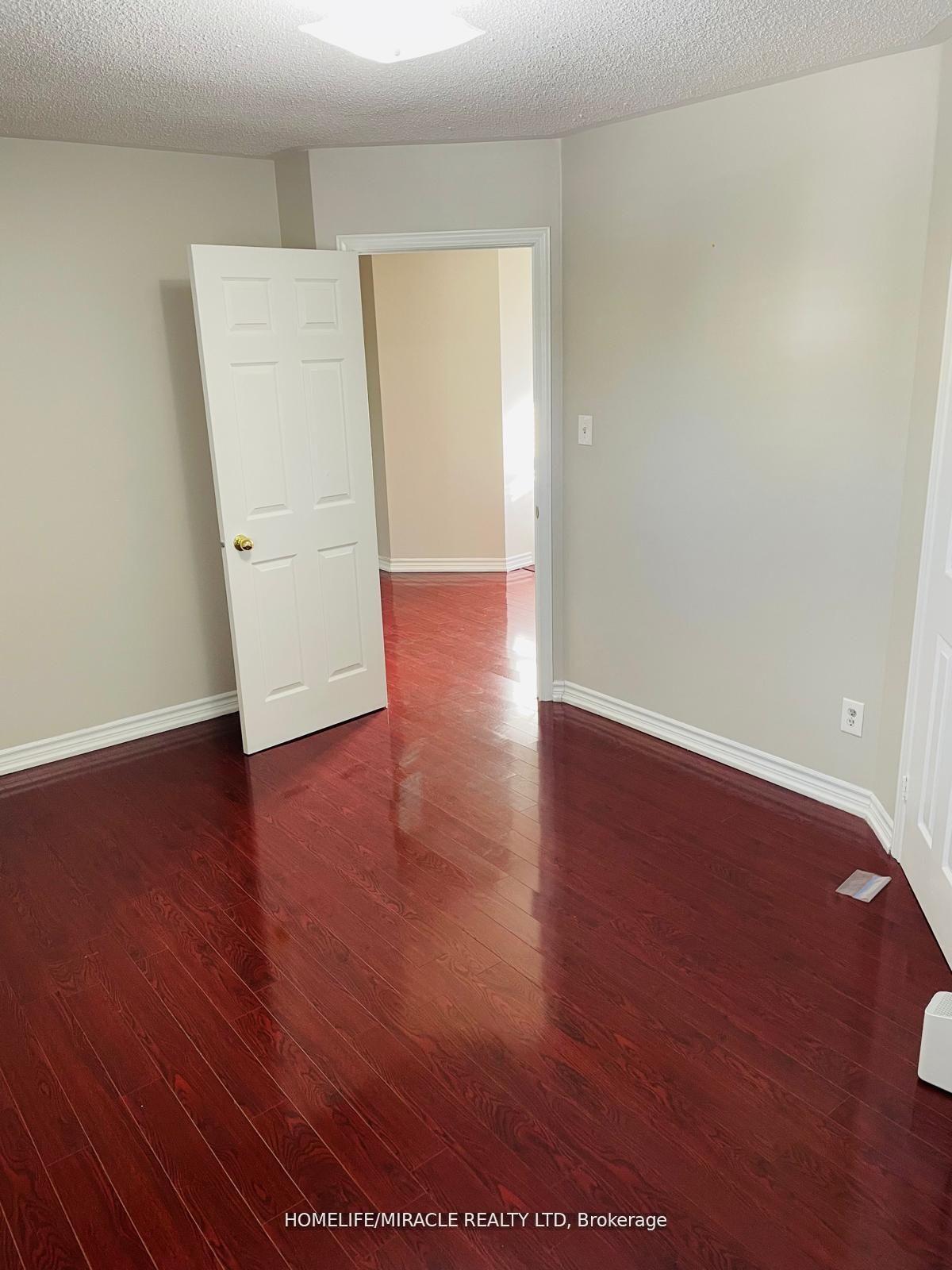 Photo 12 of Unit (Upper portion), 80 Loons Call Crescent, Brampton, Sandringham-Wellington — HOMEH