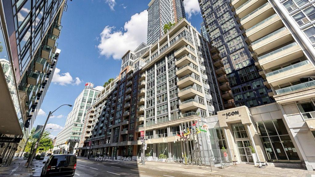 Photo of Unit 313, 270 Wellington Street W
