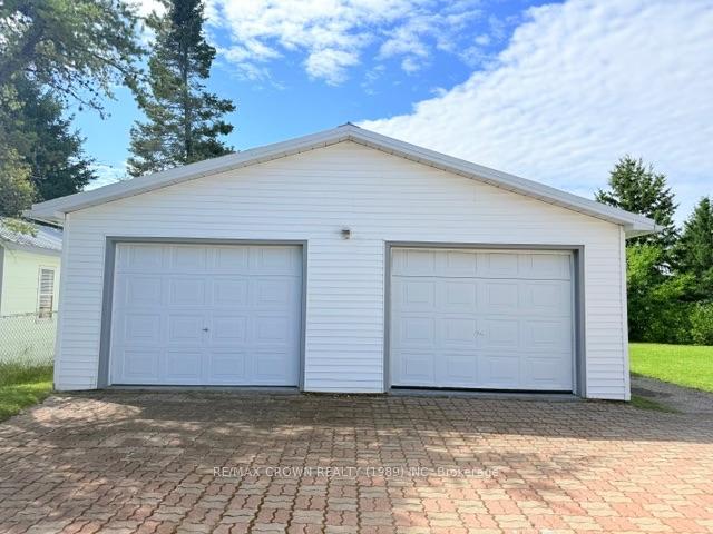 Photo 2 of 63 De L'etang Boulevard, Kapuskasing — HOMEH