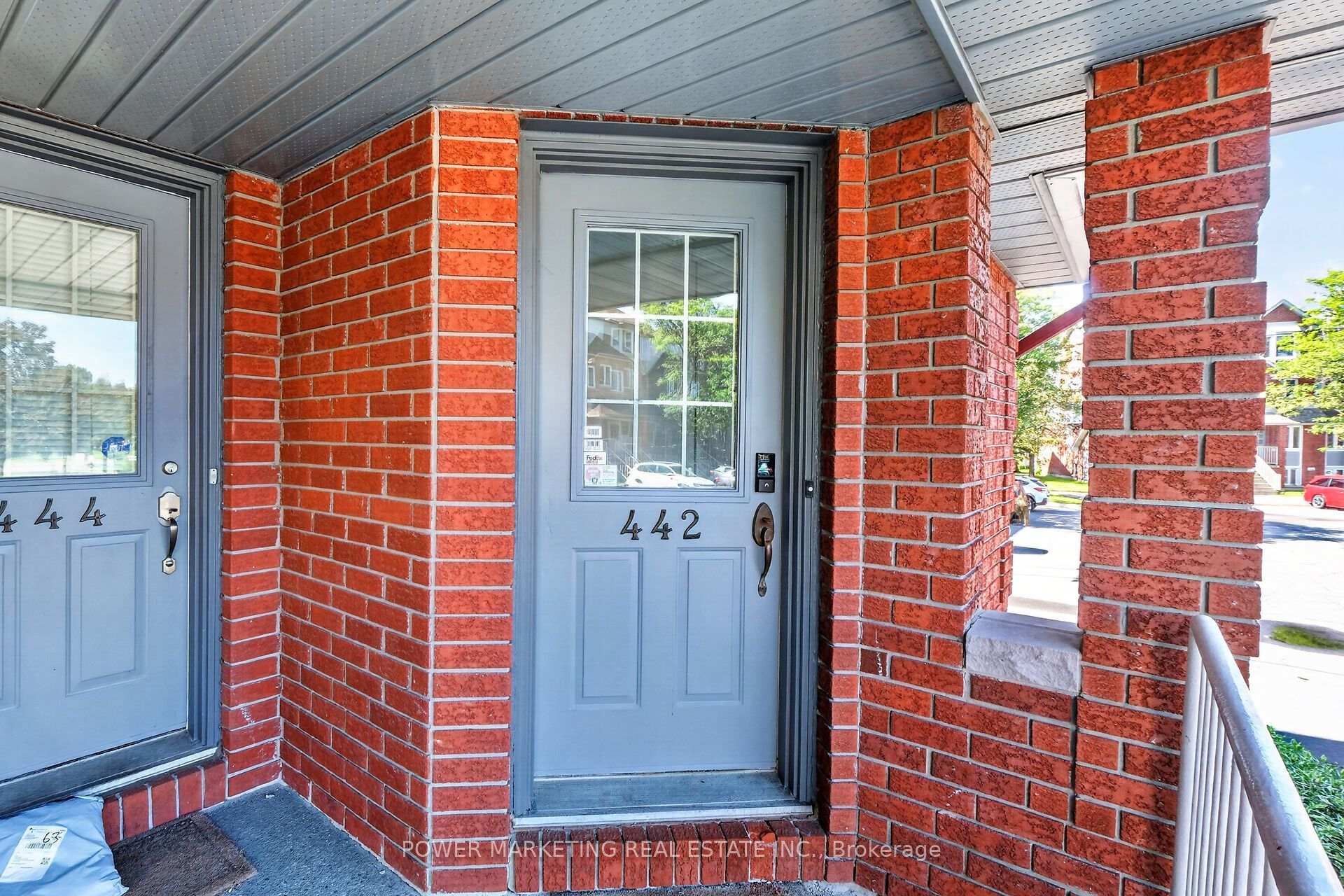 Photo 7 of 442 Briston Private, Ottawa, Hunt Club Park — HOMEH
