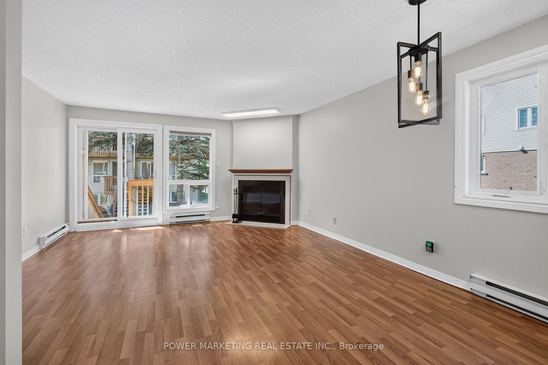 Photo 10 of 442 Briston Private, Ottawa, Hunt Club Park — HOMEH