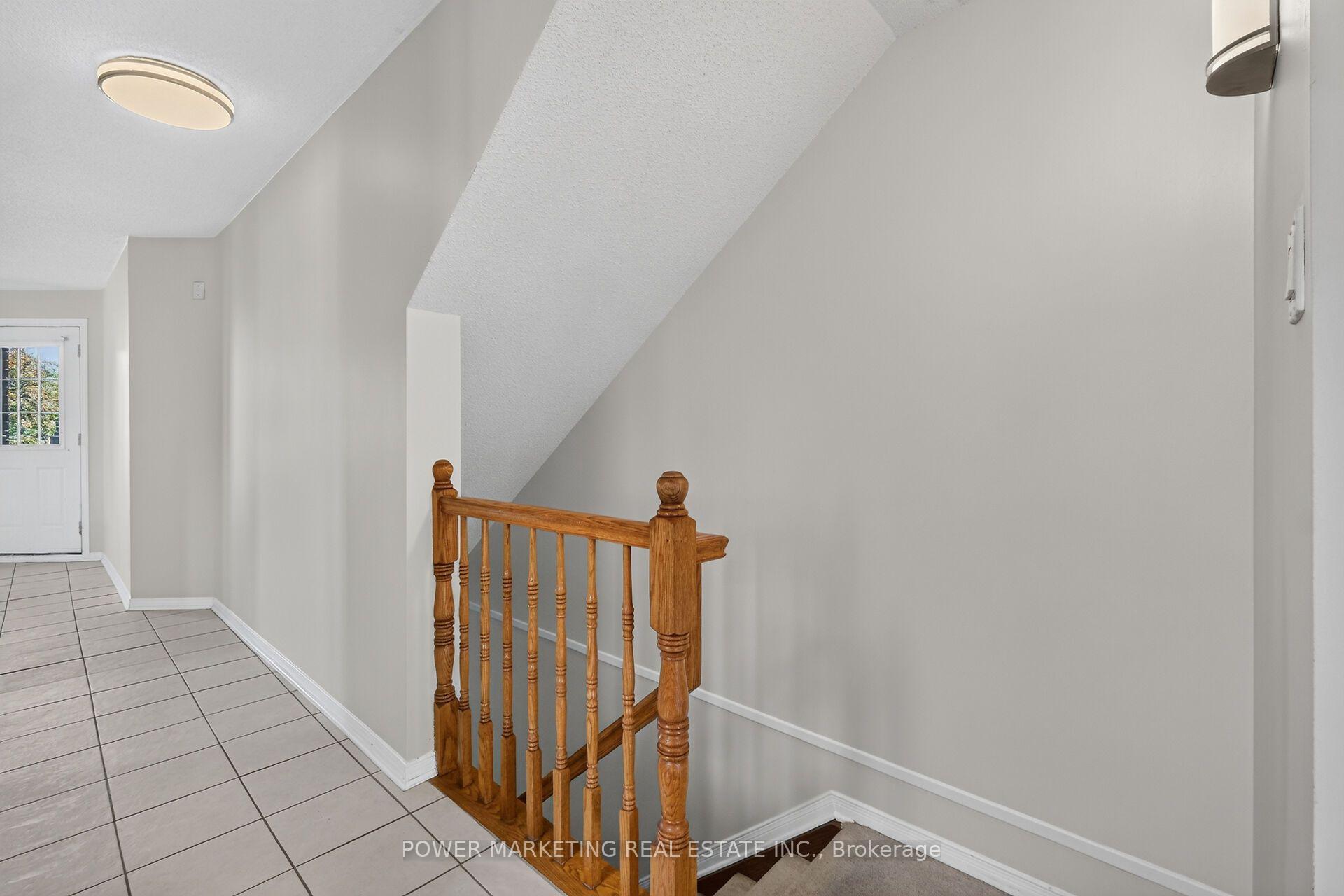 Photo 26 of 442 Briston Private, Ottawa, Hunt Club Park — HOMEH
