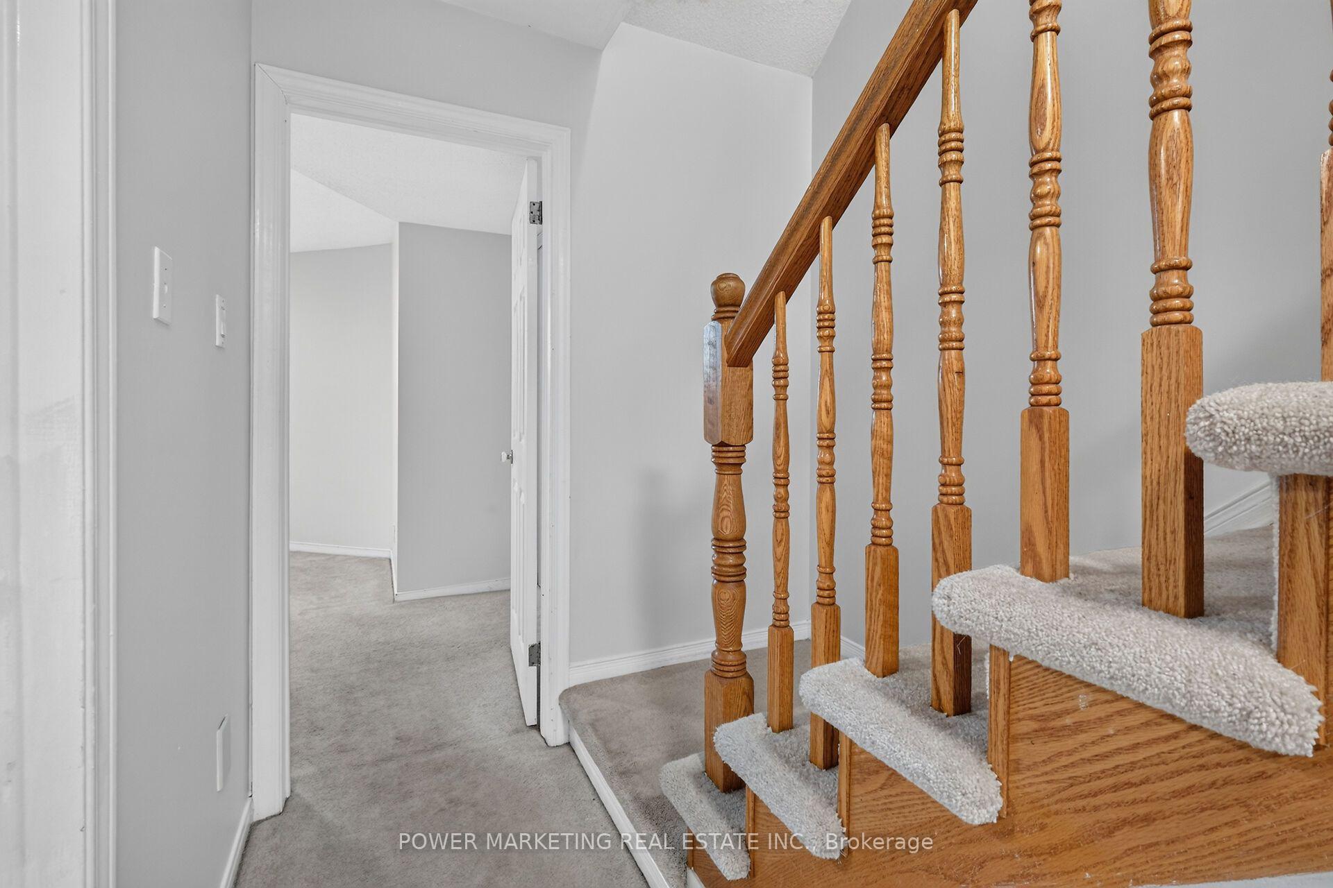 Photo 27 of 442 Briston Private, Ottawa, Hunt Club Park — HOMEH