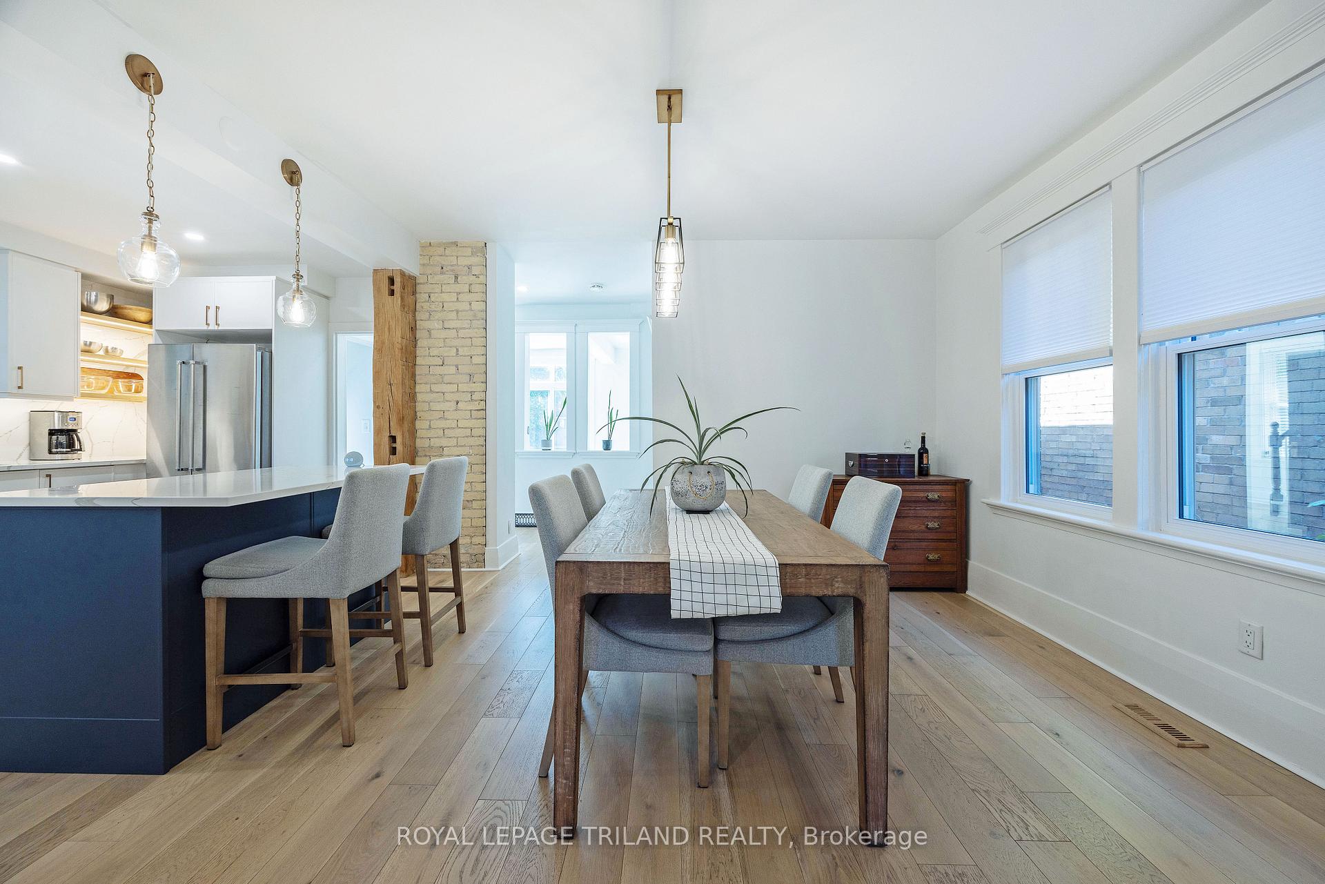 Photo 8 of 5 Mckenzie Avenue, London, South F — HOMEH