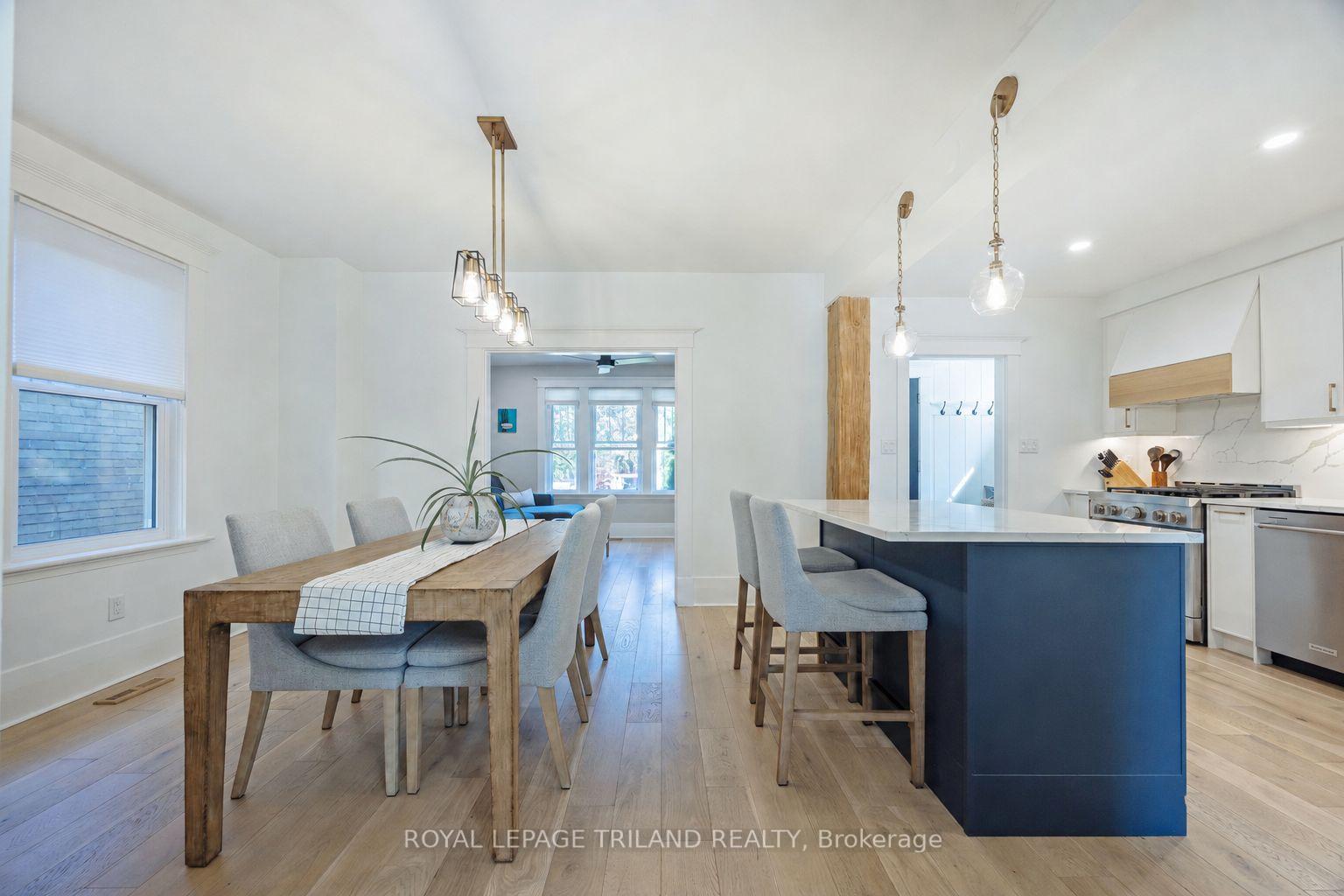 Photo 11 of 5 Mckenzie Avenue, London, South F — HOMEH