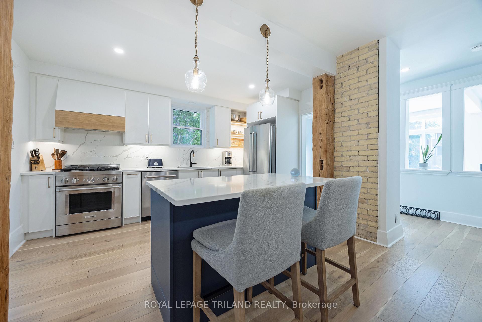 Photo 12 of 5 Mckenzie Avenue, London, South F — HOMEH