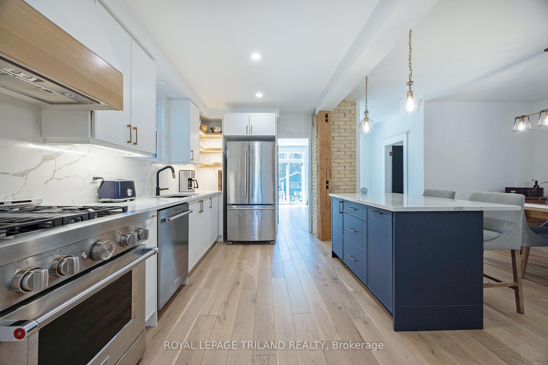Photo 13 of 5 Mckenzie Avenue, London, South F — HOMEH