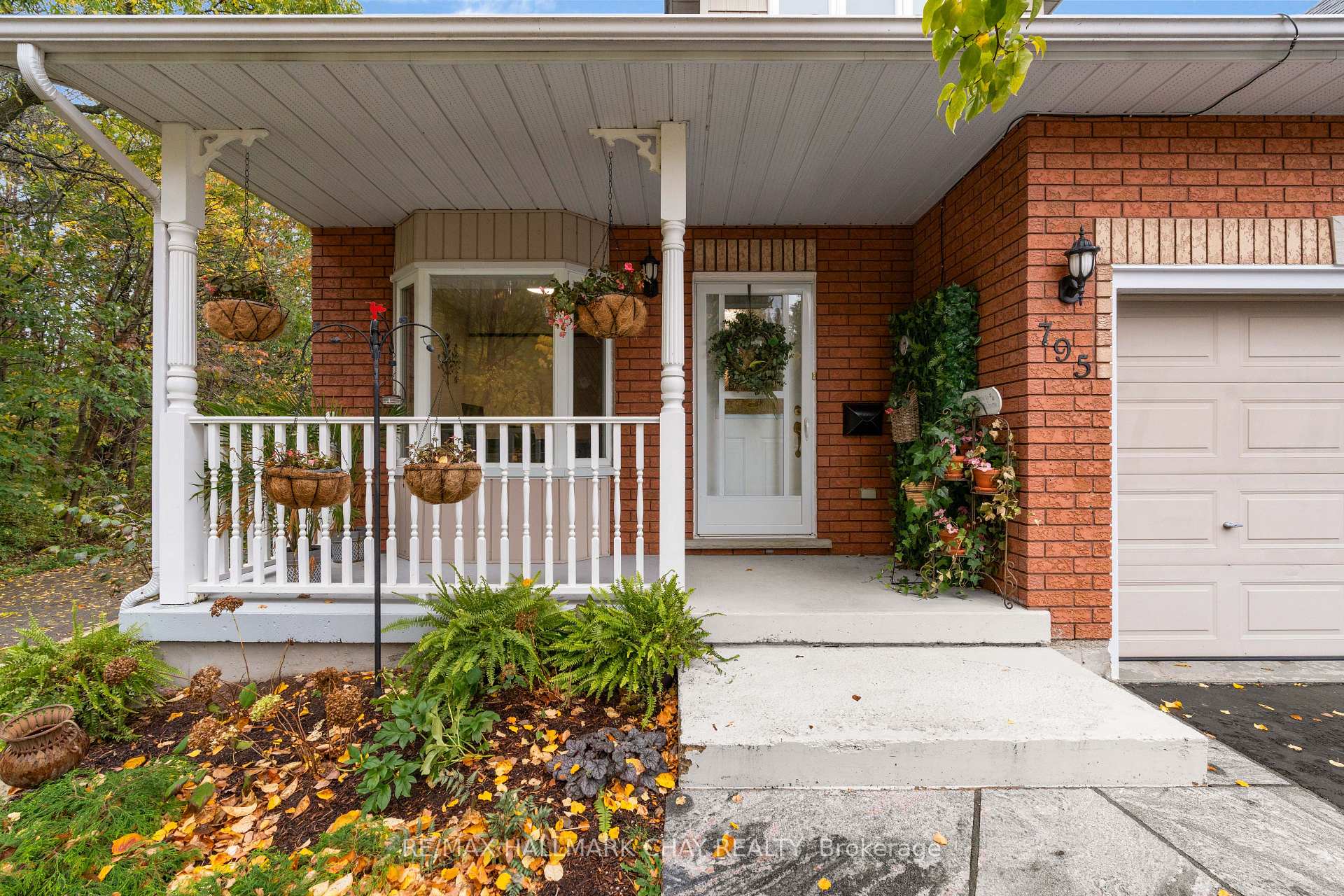 Photo 3 of 795 Jane Boulevard, Midland — HOMEH