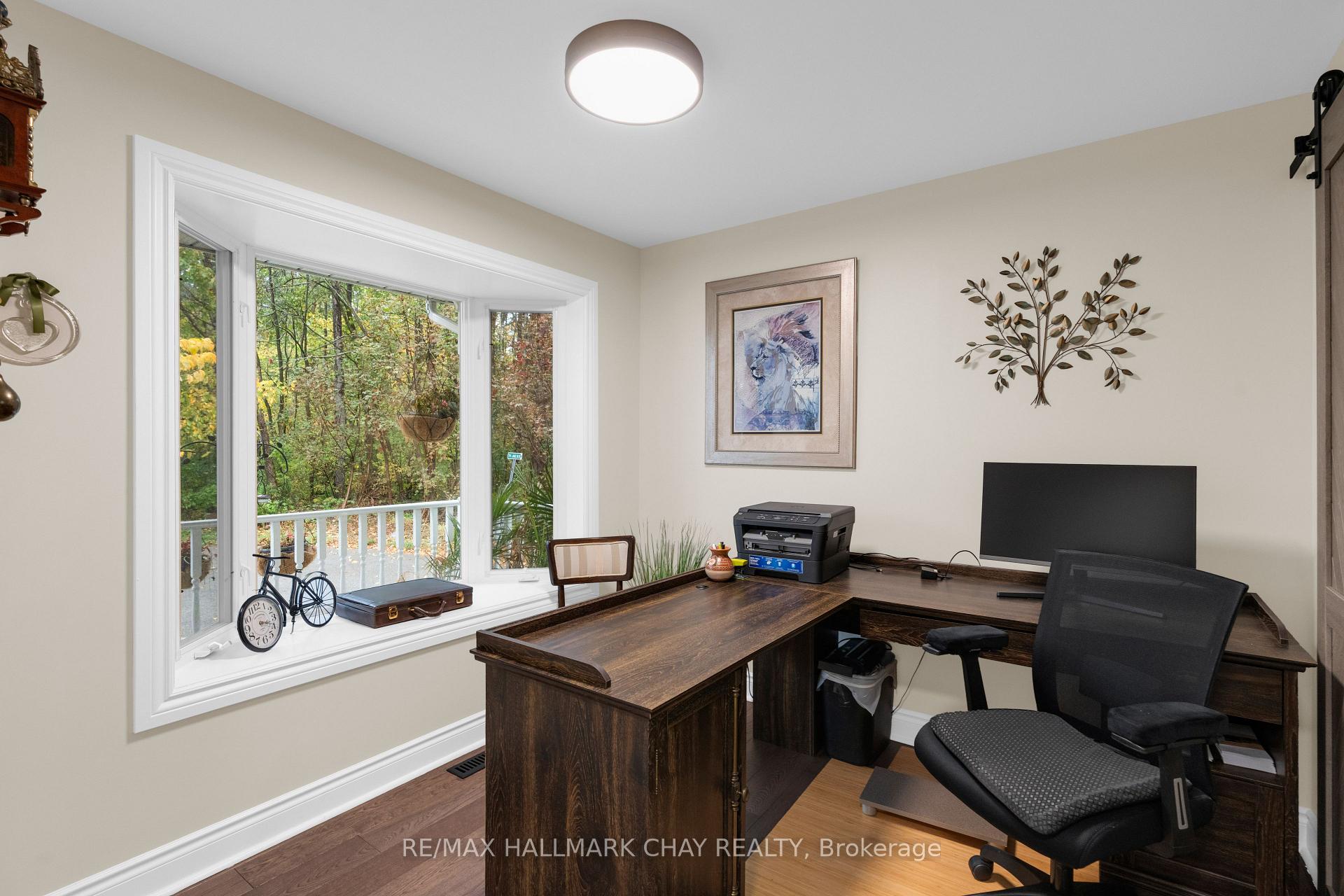 Photo 13 of 795 Jane Boulevard, Midland — HOMEH