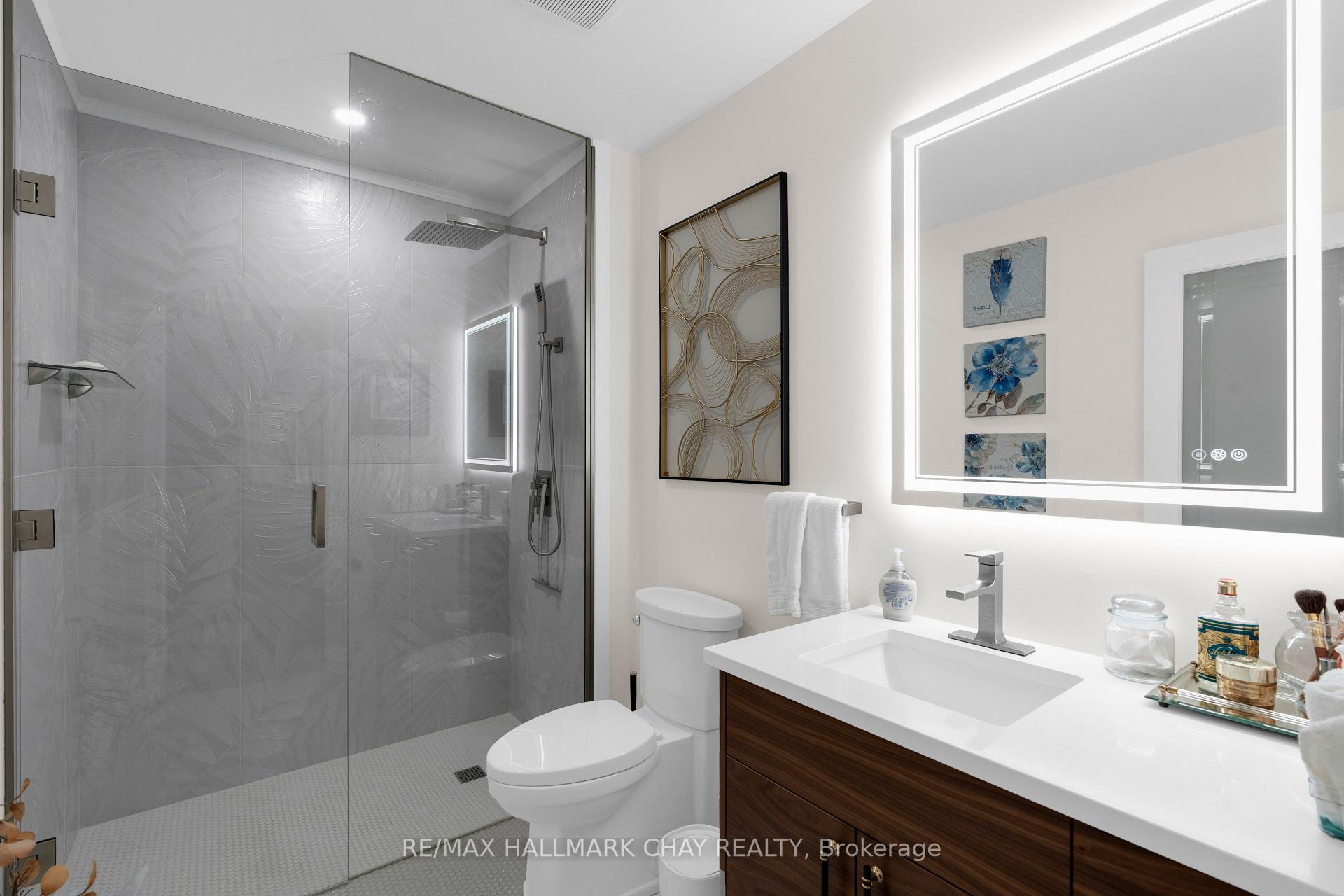 Photo 16 of 795 Jane Boulevard, Midland — HOMEH