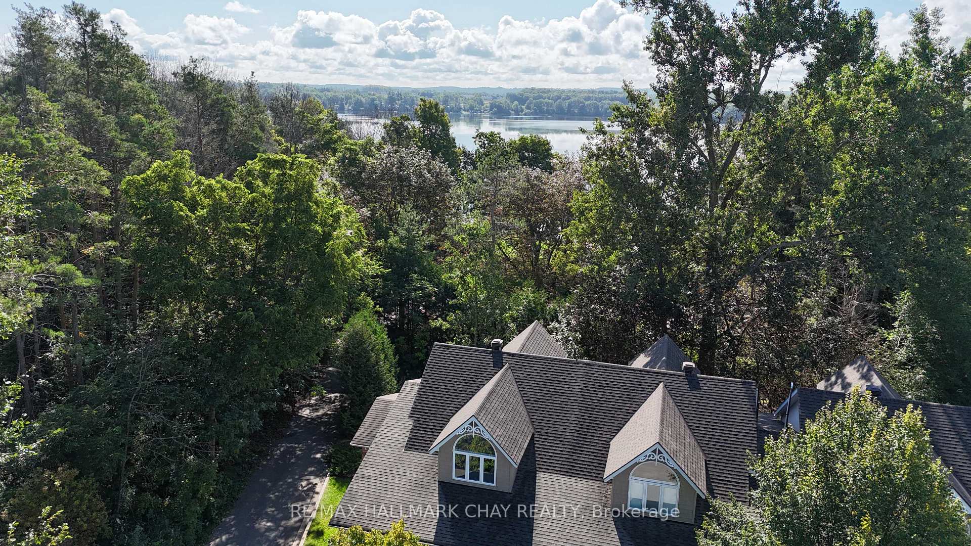 Photo 39 of 795 Jane Boulevard, Midland — HOMEH