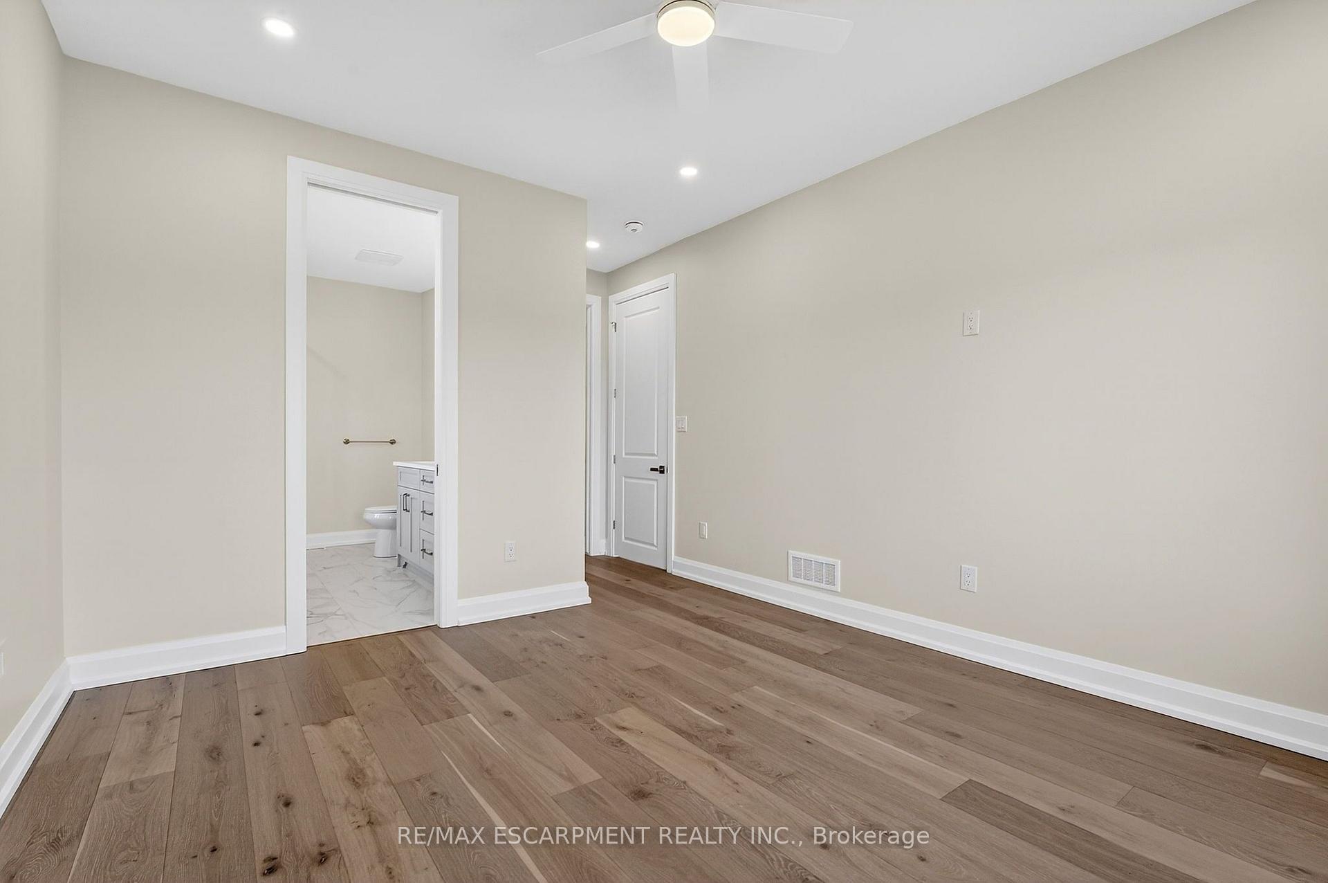 Photo 31 of 6192 Curlin Crescent, Niagara Falls, Forestview — HOMEH