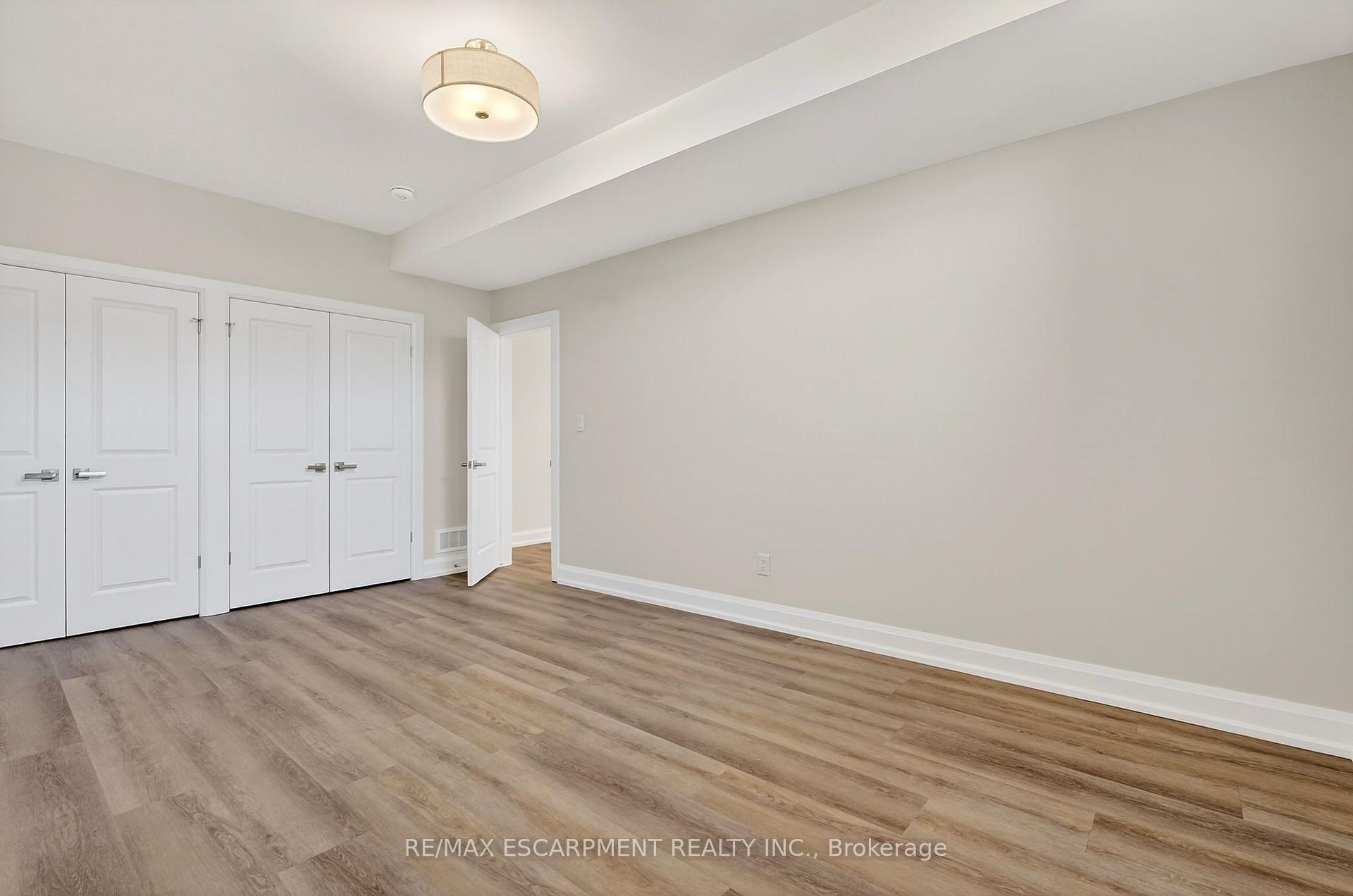 Photo 39 of 6192 Curlin Crescent, Niagara Falls, Forestview — HOMEH