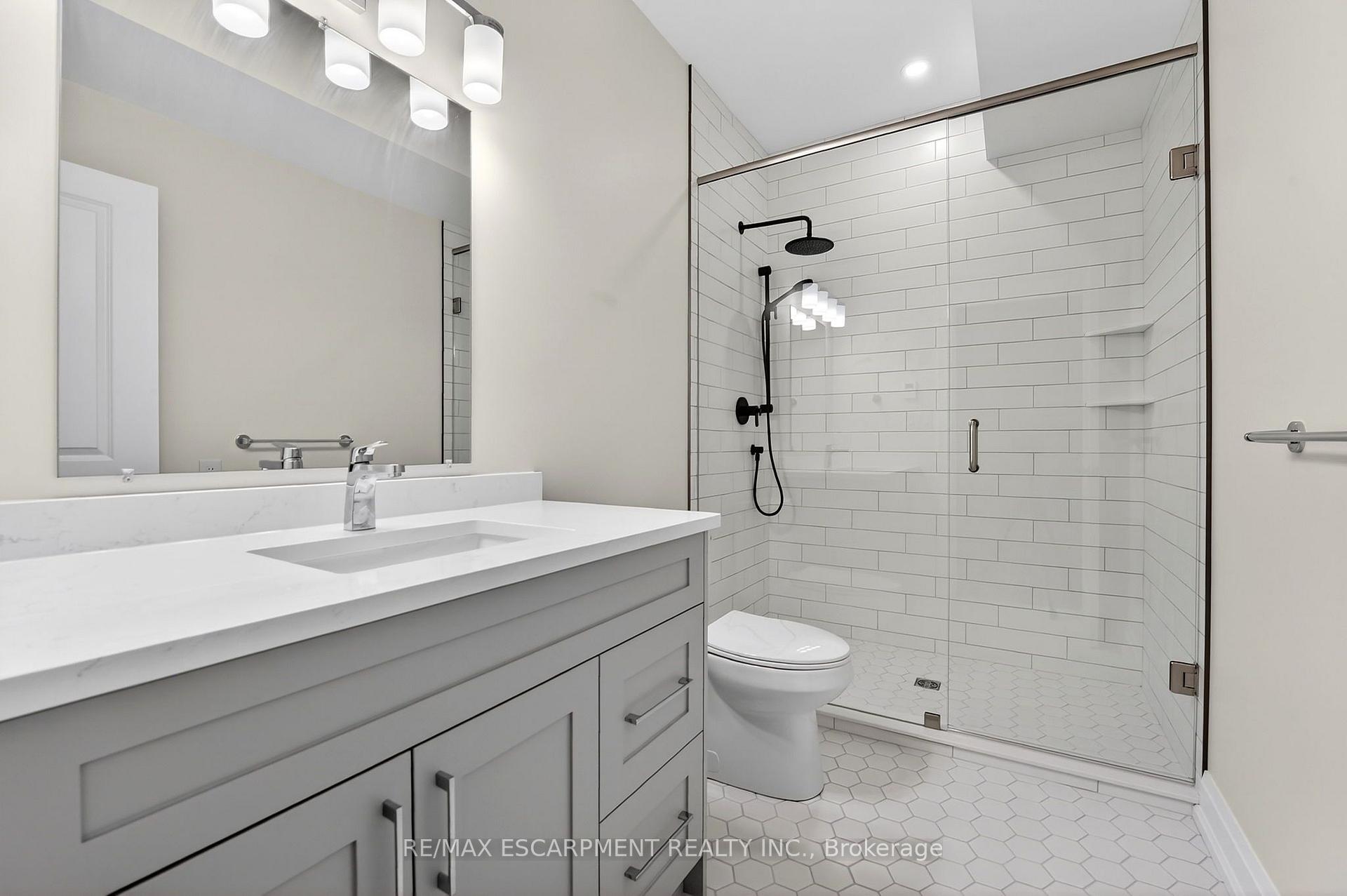 Photo 40 of 6192 Curlin Crescent, Niagara Falls, Forestview — HOMEH