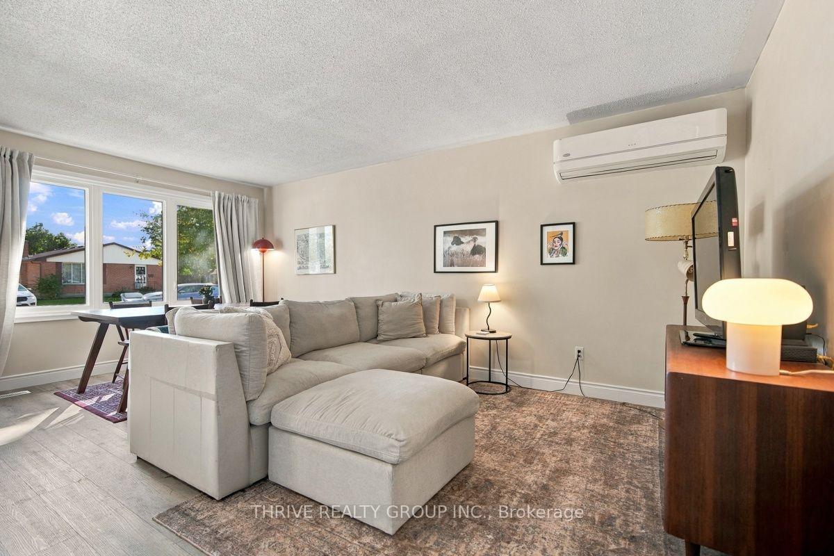 Photo 6 of 3 Parcreek Place, Strathroy-Caradoc, NW — HOMEH