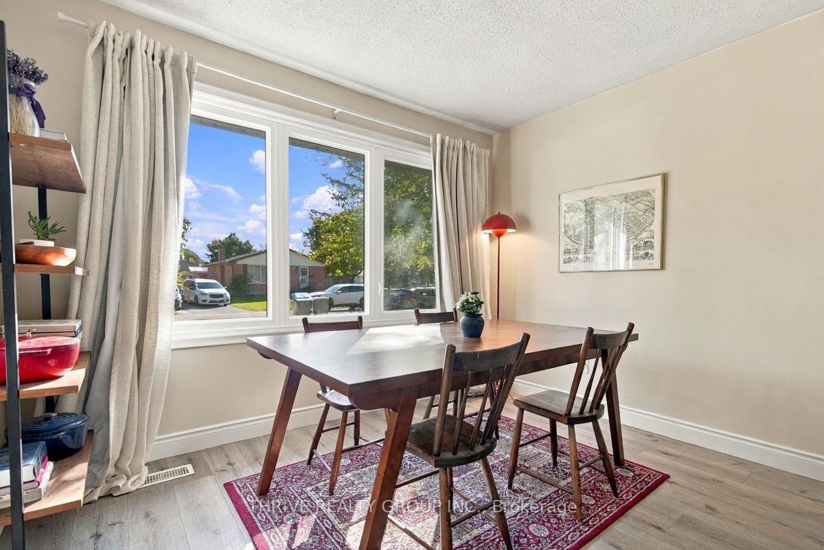 Photo 7 of 3 Parcreek Place, Strathroy-Caradoc, NW — HOMEH